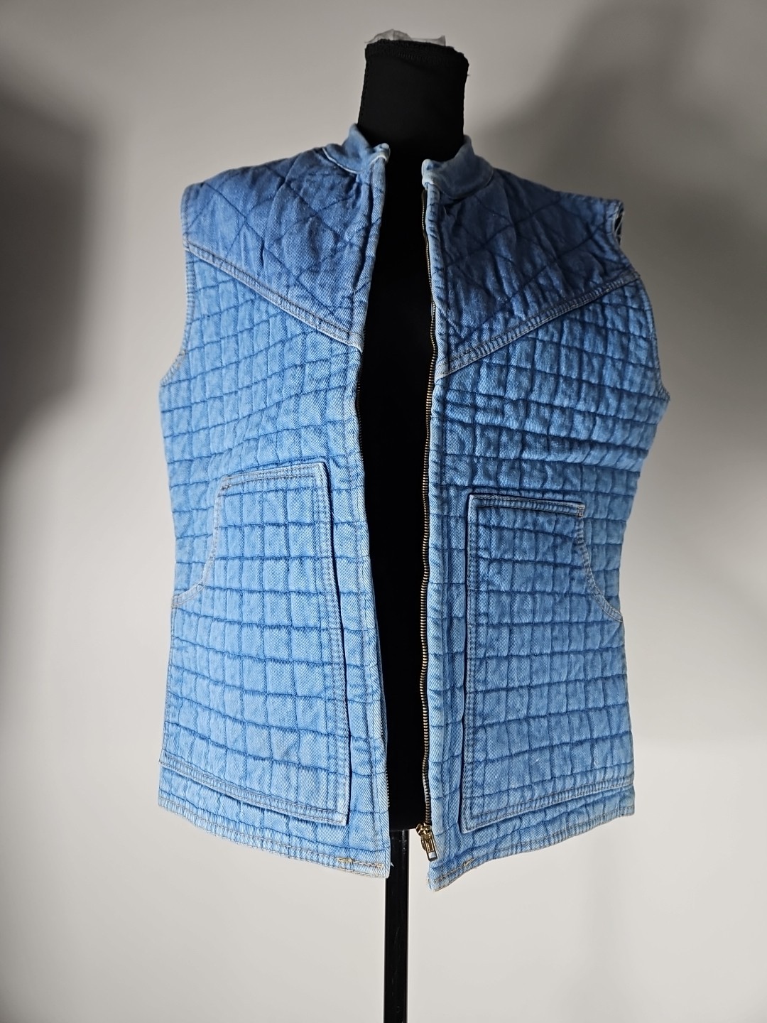 Rare VTG 1970s~Brittania Women&rsquo;s Quilted Diamond Pattern Blue Denim Vest Size XL