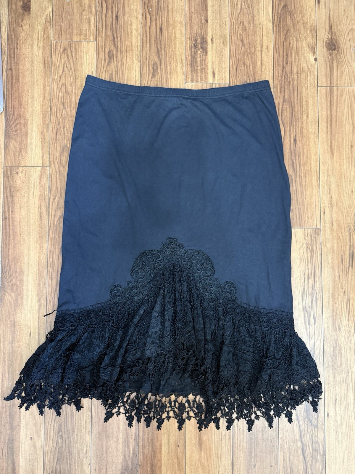 Vintage 1980s Phun Shirts of California Black Beadsd Midi Skirt in size 2XL