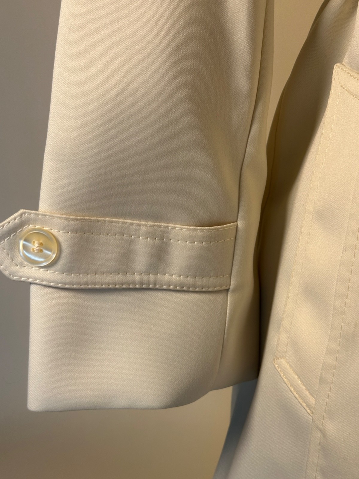 Vintage 70s London Fog Maincoats Trench Coat Ivory Belted USA Made 8