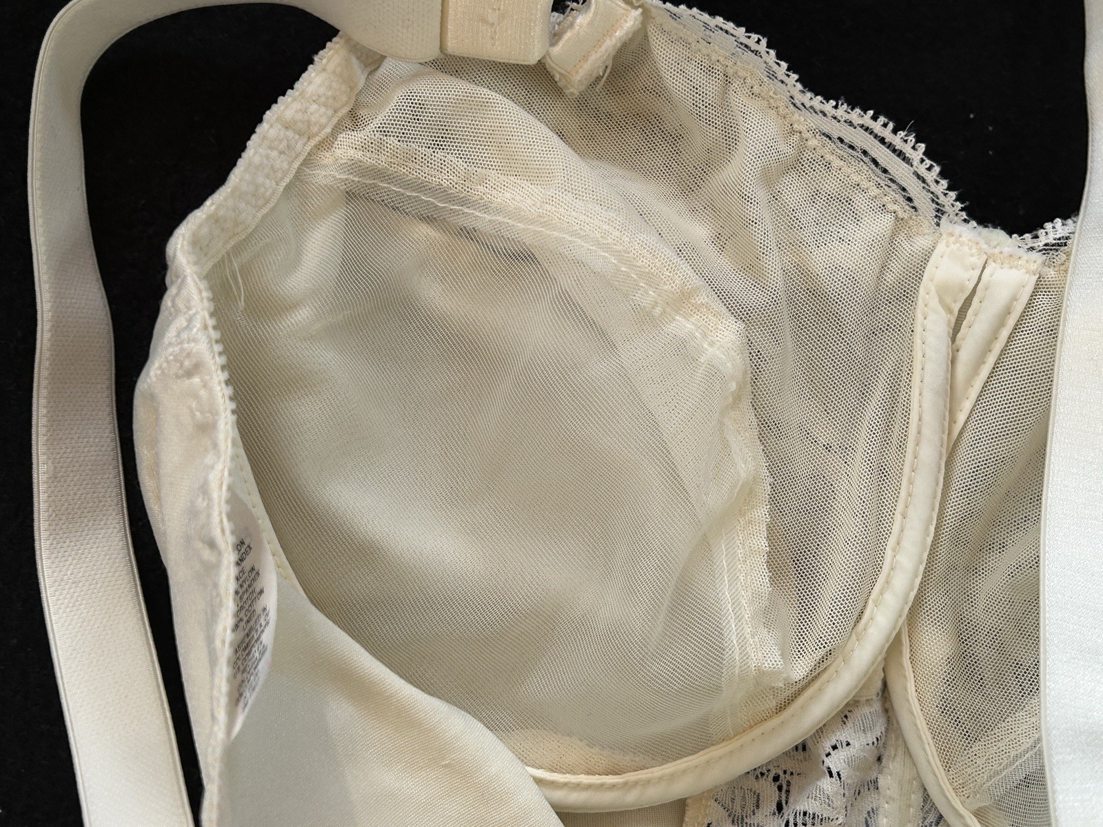 Vtg CROWN-ETTE 7917 Satin Lace Underwire Teddy Bodysuit Shapewear 38B Ivory