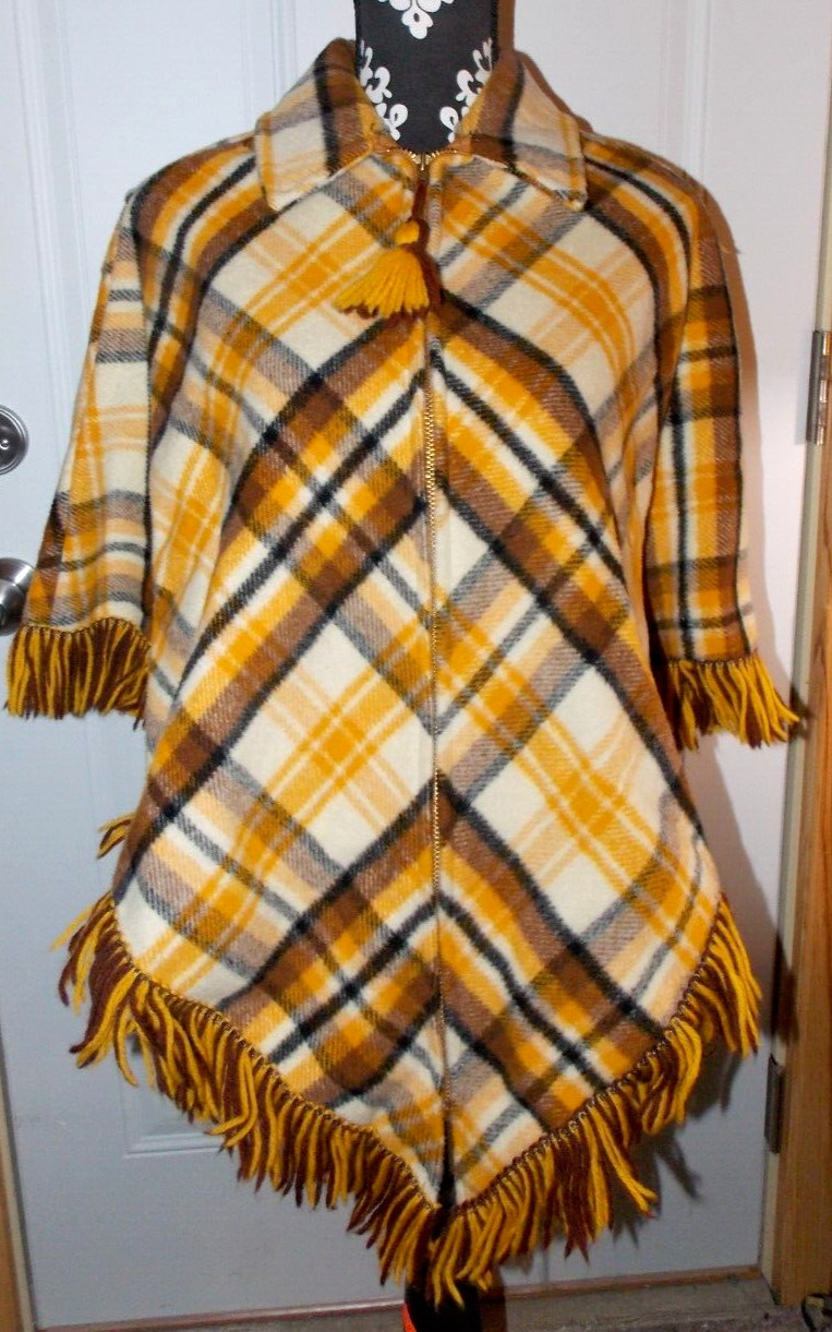 Pioneer Wear Wool Poncho w/Fringe Size L Yellow Brown Plaid 1960&rsquo;s Boho Chic Mod