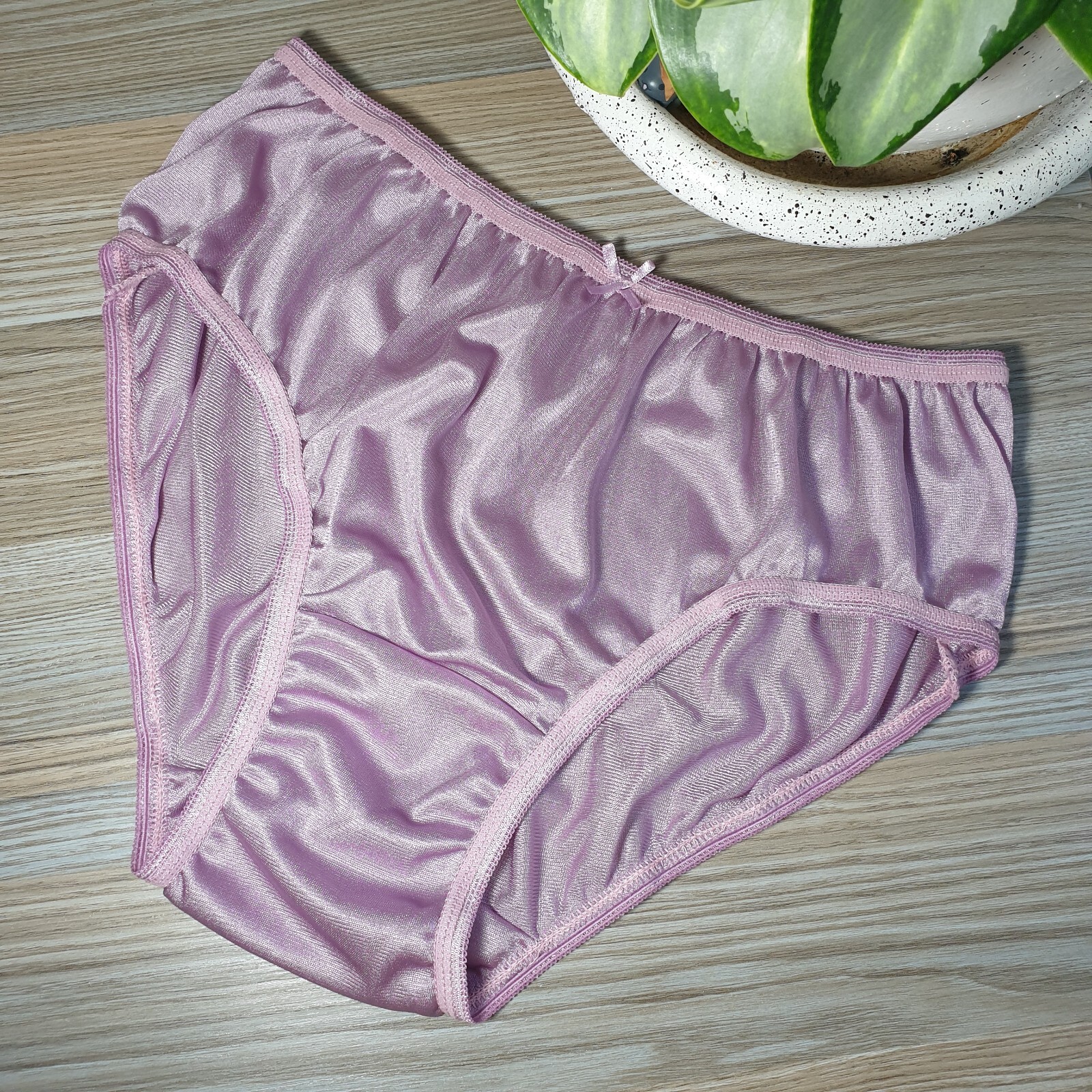 Vintage Slippery Nylon Panty Purple Double Gusset Silky Brief Sz. 7-8 Hip 38-42&Prime;
