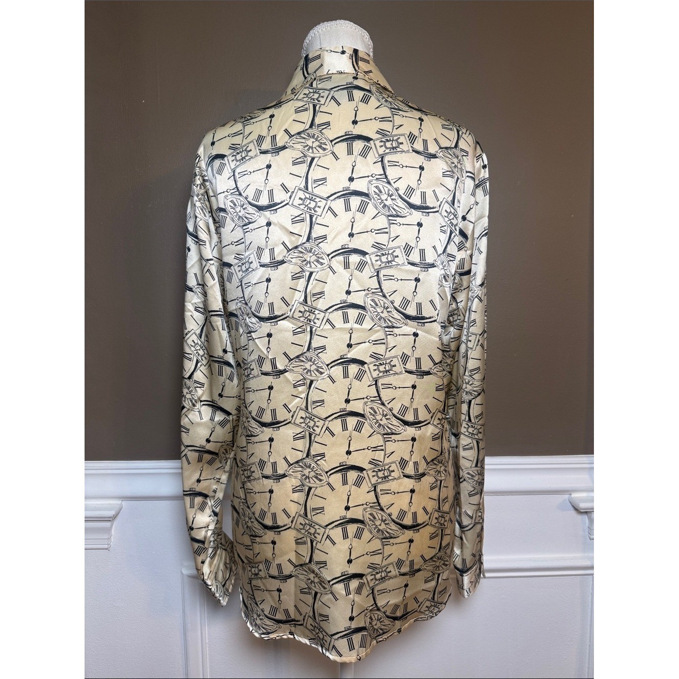 Vintage Rafaella 100% Silk Clock Print Blouse Size 8 Old Money Shirt