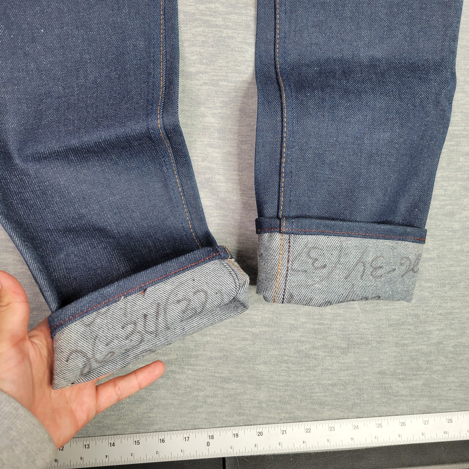 VTG 80s Levis Student Jeans Size 26×34 Made In USA Sample Pair SEE DESCRIPTION