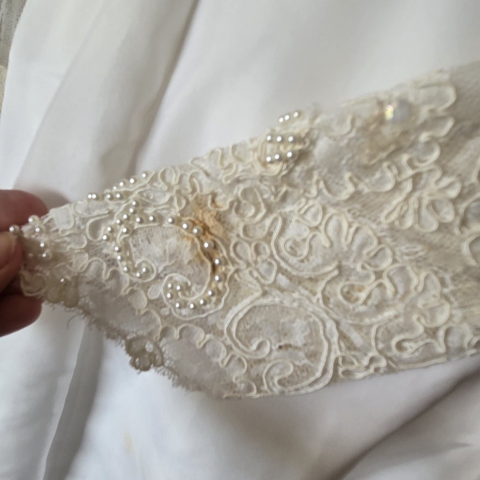 Vtg 80s Victorian Revival Wedding Gown, Beaded, Lace Trim, Train, XS/2