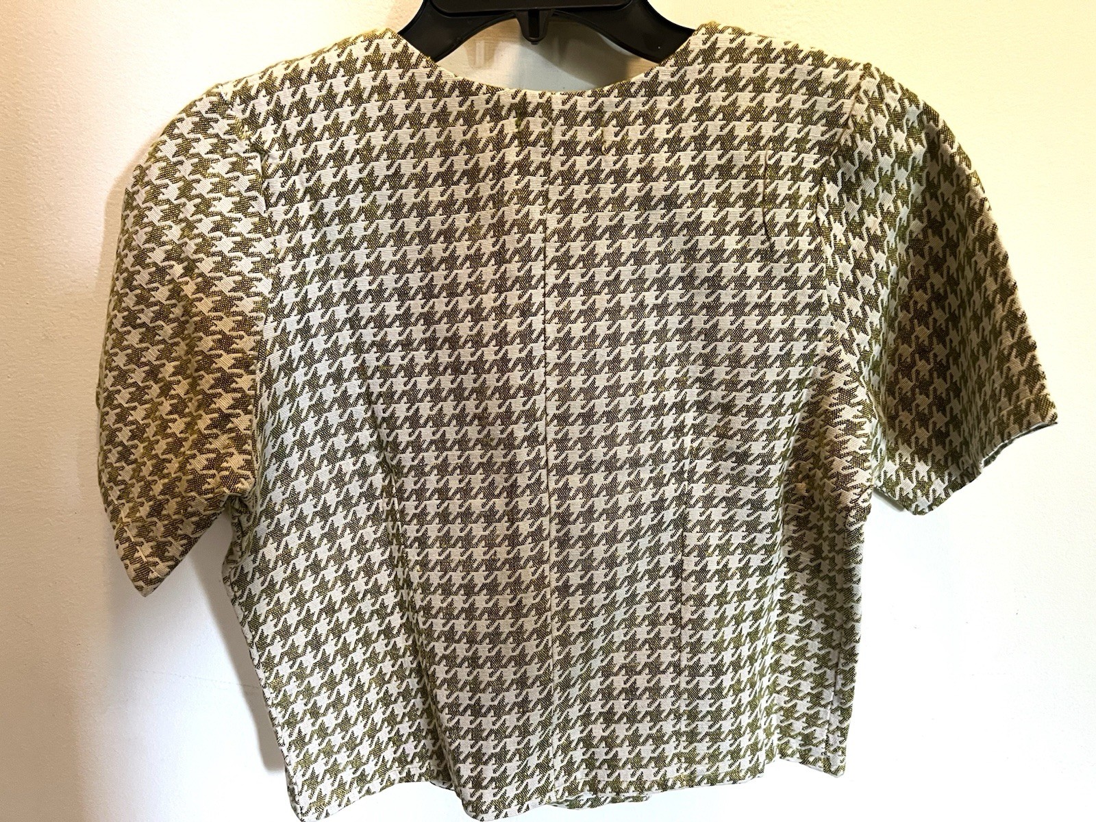 1960’s -70’s Green/Ivory Houndstooth Cropped Button Top NWT Size Large