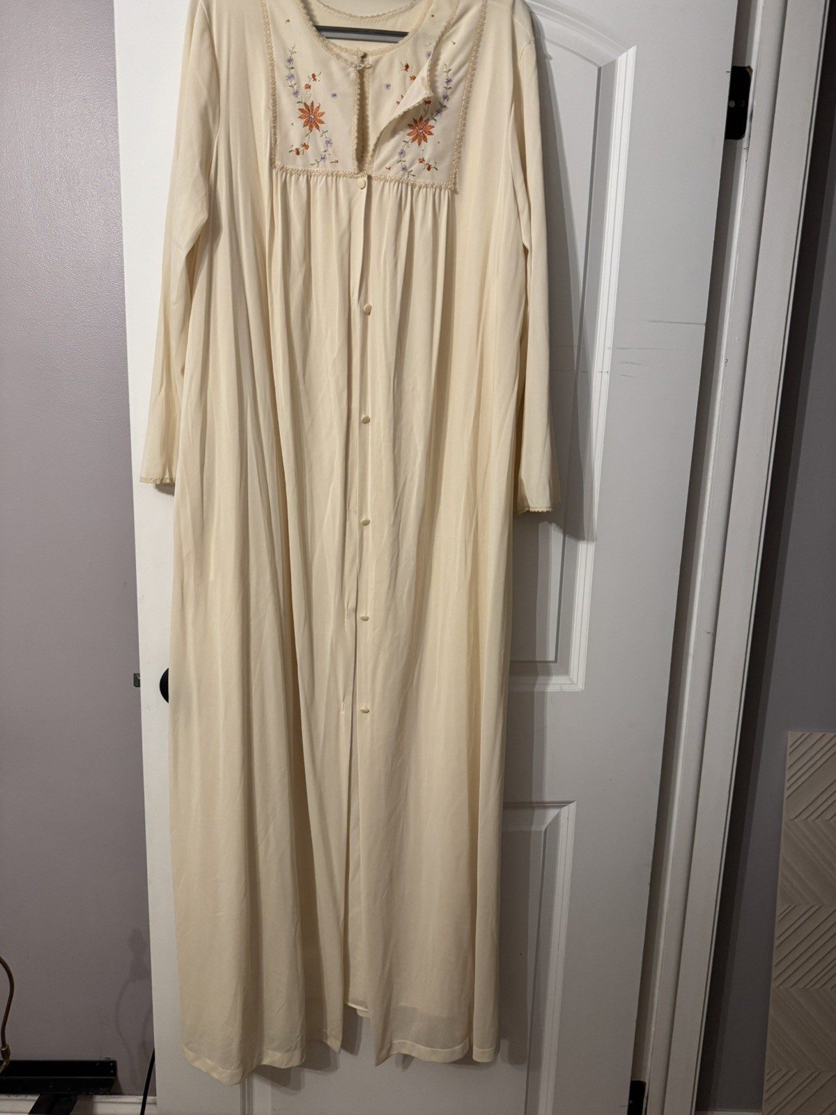 Vintage Sears 2pc Embroidered Bodice Long Nightgown & Robe Large 38/40