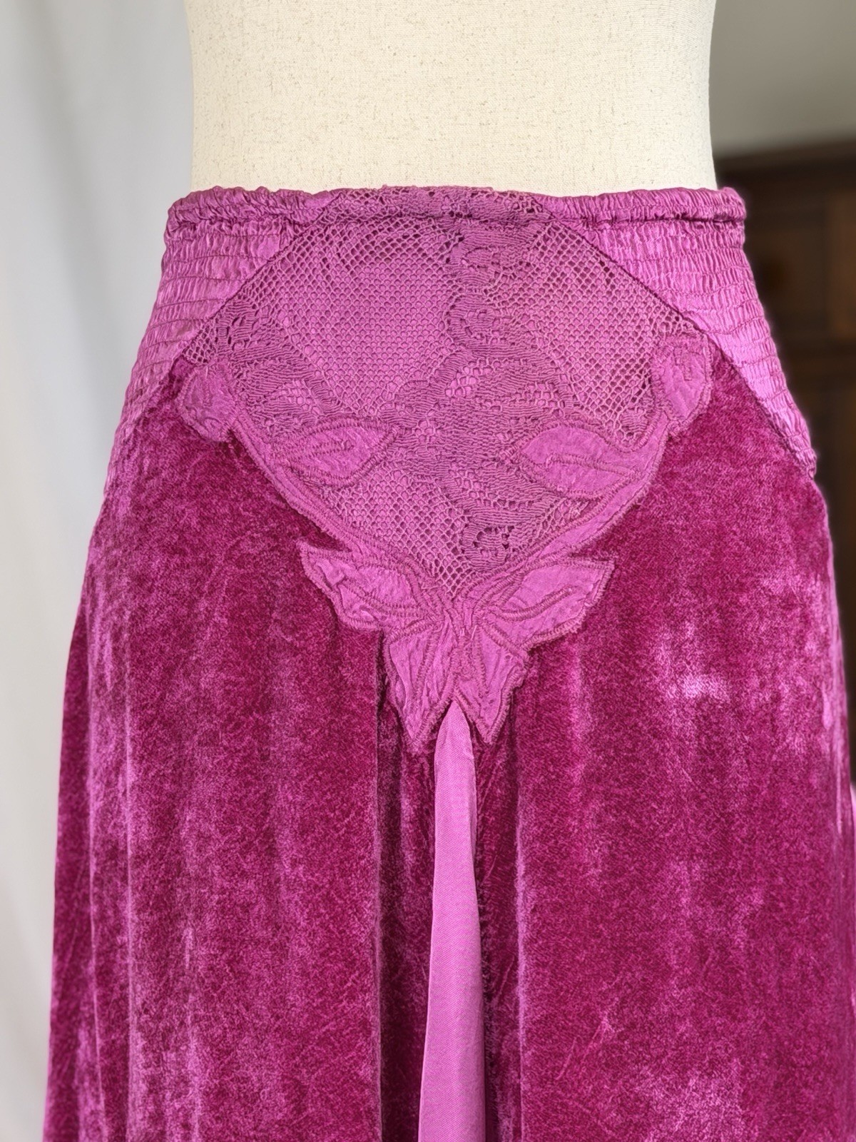 SUPER RARE Vintage Michka Marjak Fuchsia Midi Skirt – Made in Italy 1975 – 1979