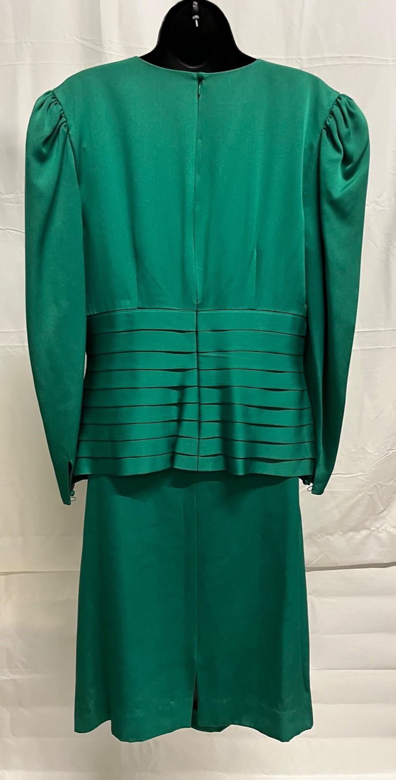 Vintage 80s Dynasty green 2PC Peplum Skirt Set by Rina di Montella Size 8