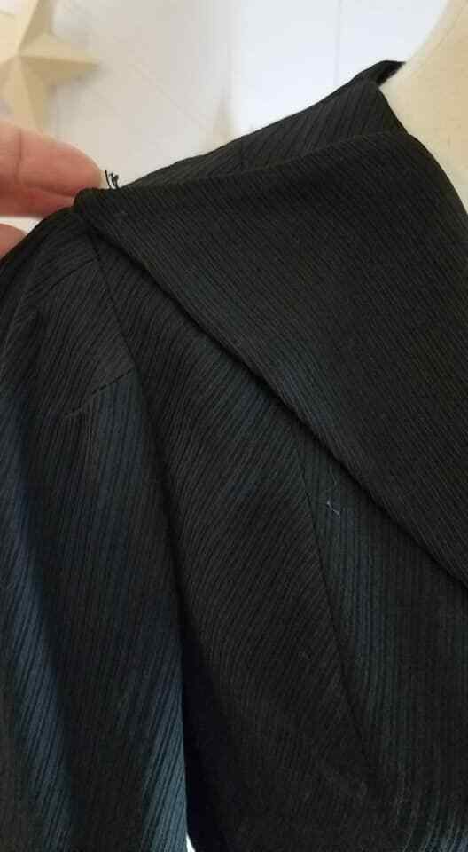 Vtg 40s 50s Cropped Black Faille Jacket Lapels to Shoulder! Unfinished