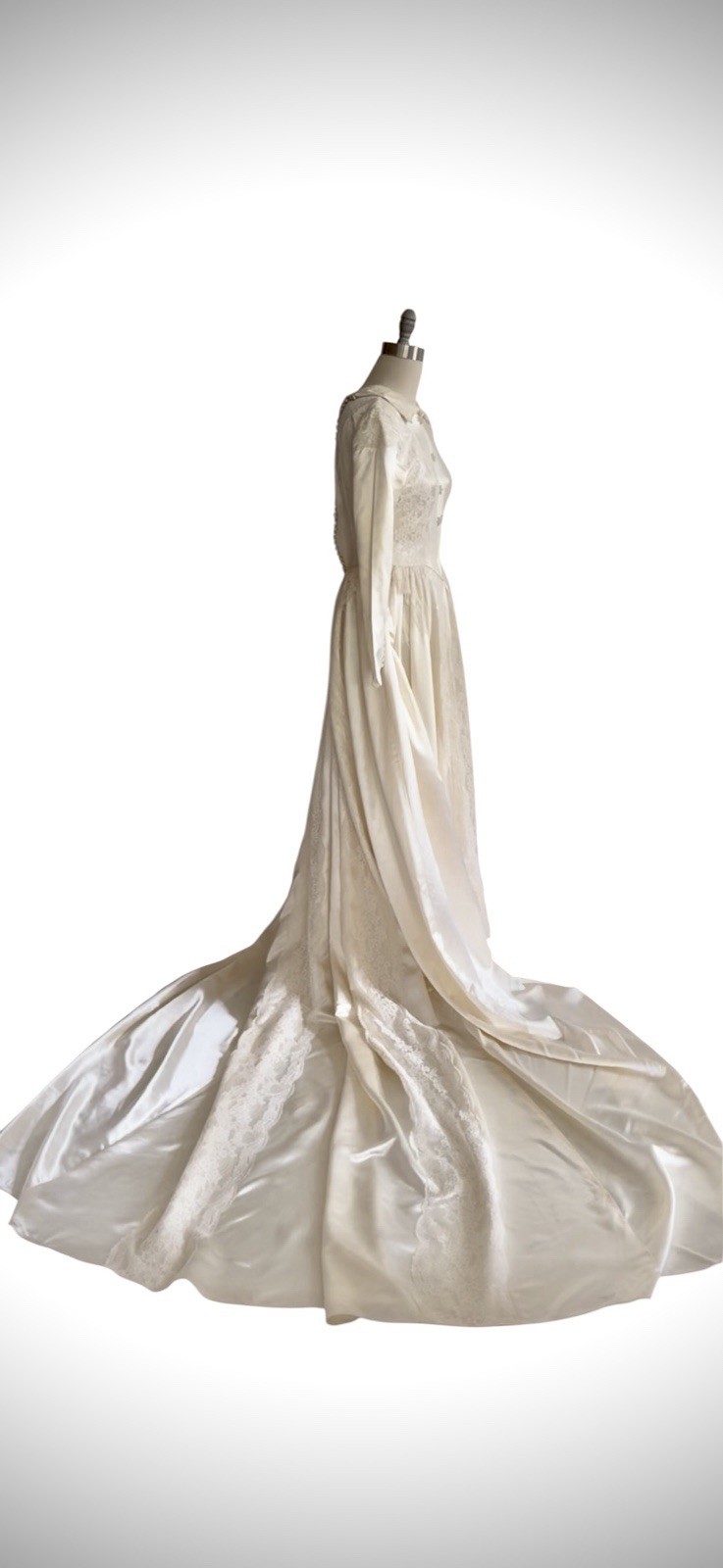 Vintage 1940s Wedding Dress, Liquid Satin,Ivory, Long Dramatic Train, Lace