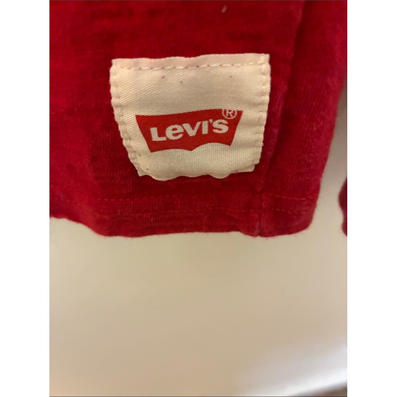 Vintage Levis 💯 Cotton Red Long Sleeve Crewneck T Shirt