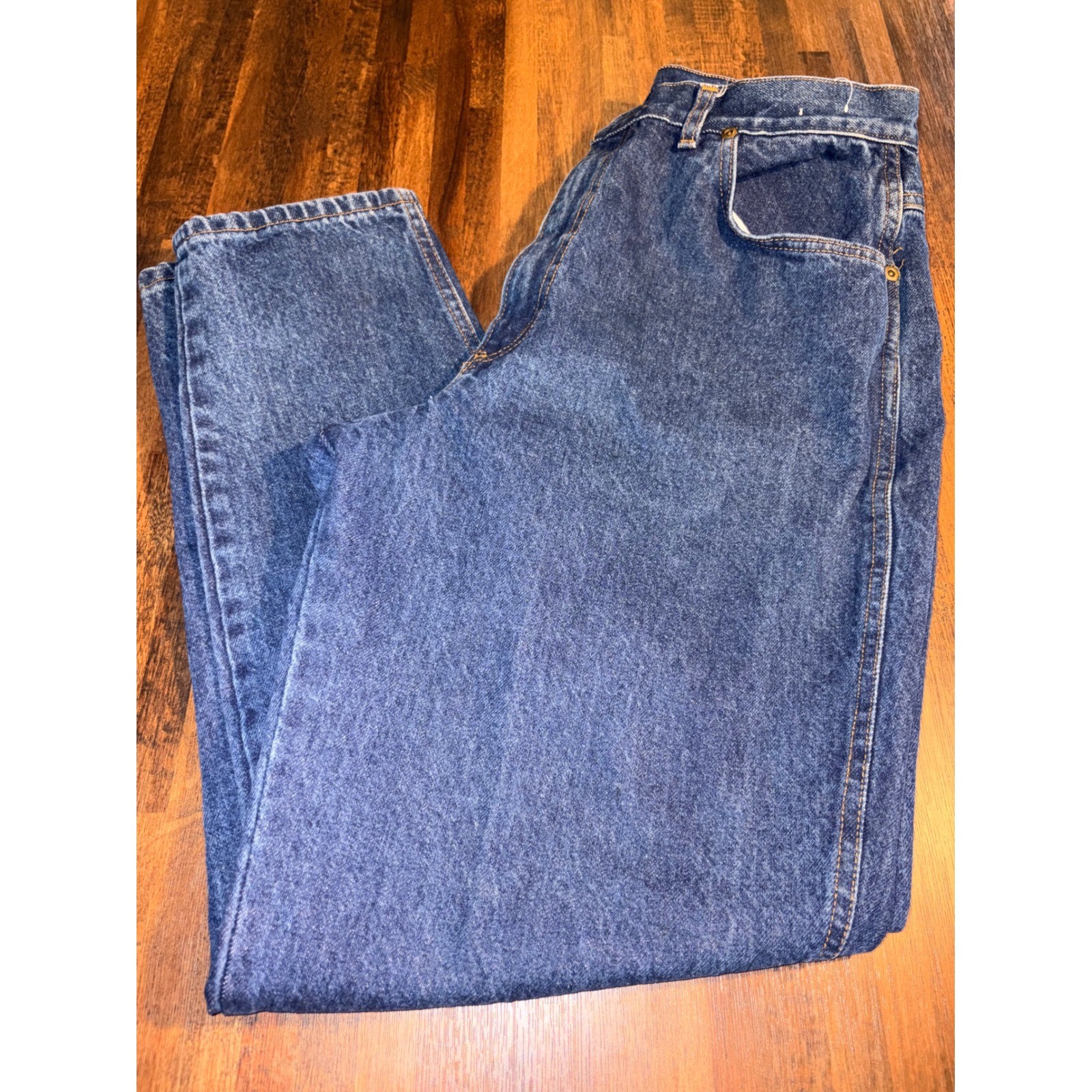 Vintage Chic High Waisted Mom Jeans Blue Denim Made in USA Size 18 Tapered Leg