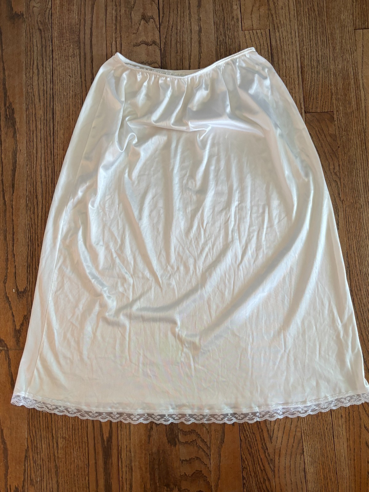 Vintage Sears Half Slip Off-White 25-33&Prime; Waist x 29&Prime; Nylon Midi XL Made in USA