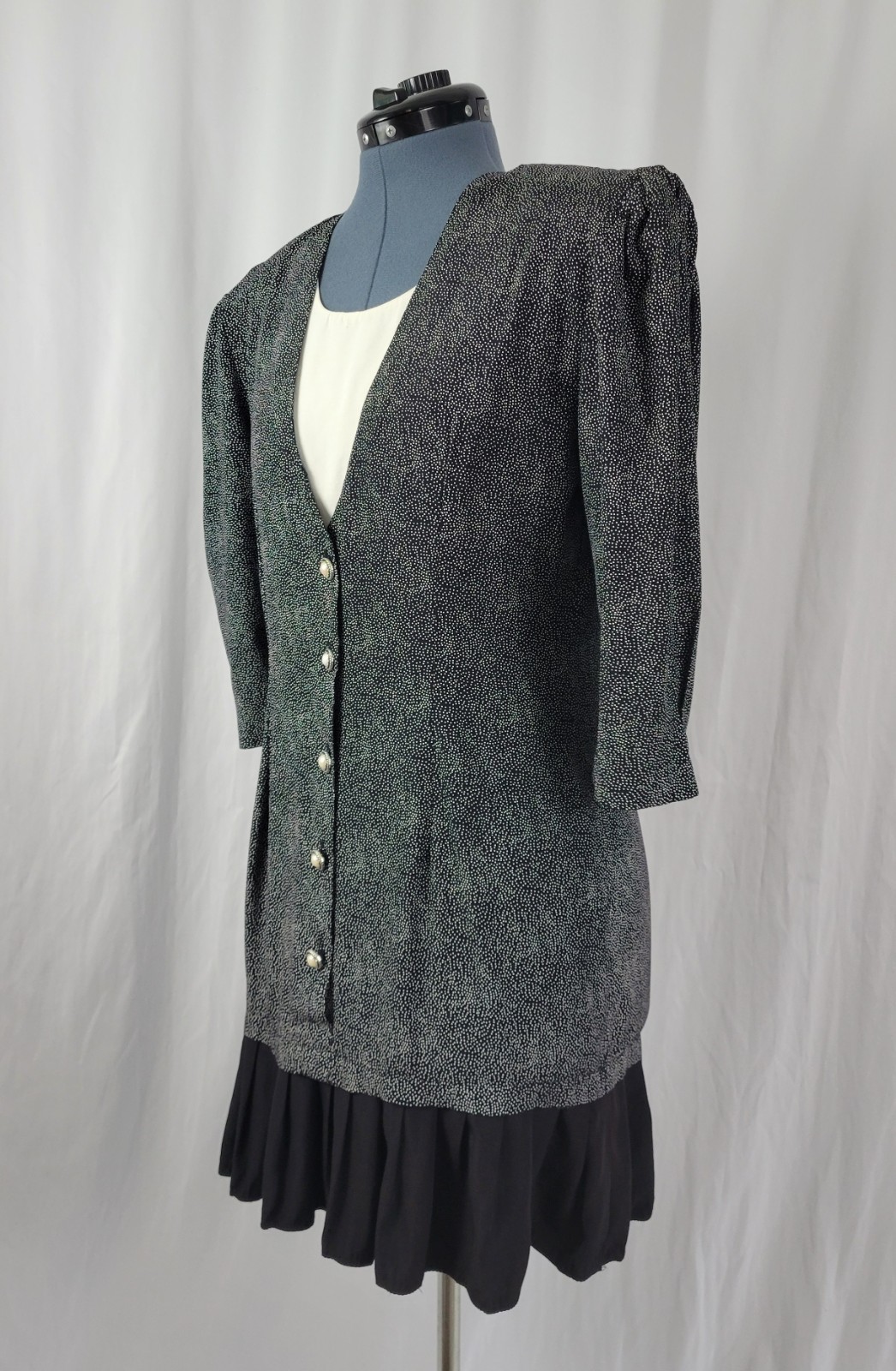 Vintage Byer Too! Black & White Dropped Waist Sheath Dress Size 11