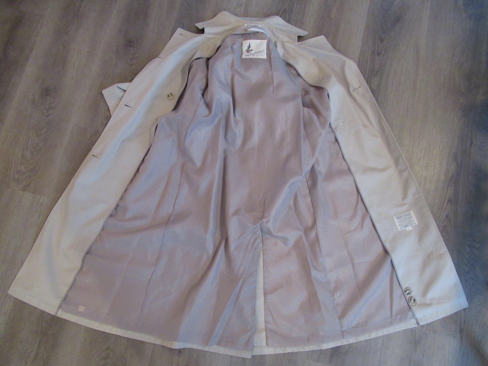 Vintage Misty Harbor Khaki Beige Double Breasted Collared Long Jacket Rain Coat