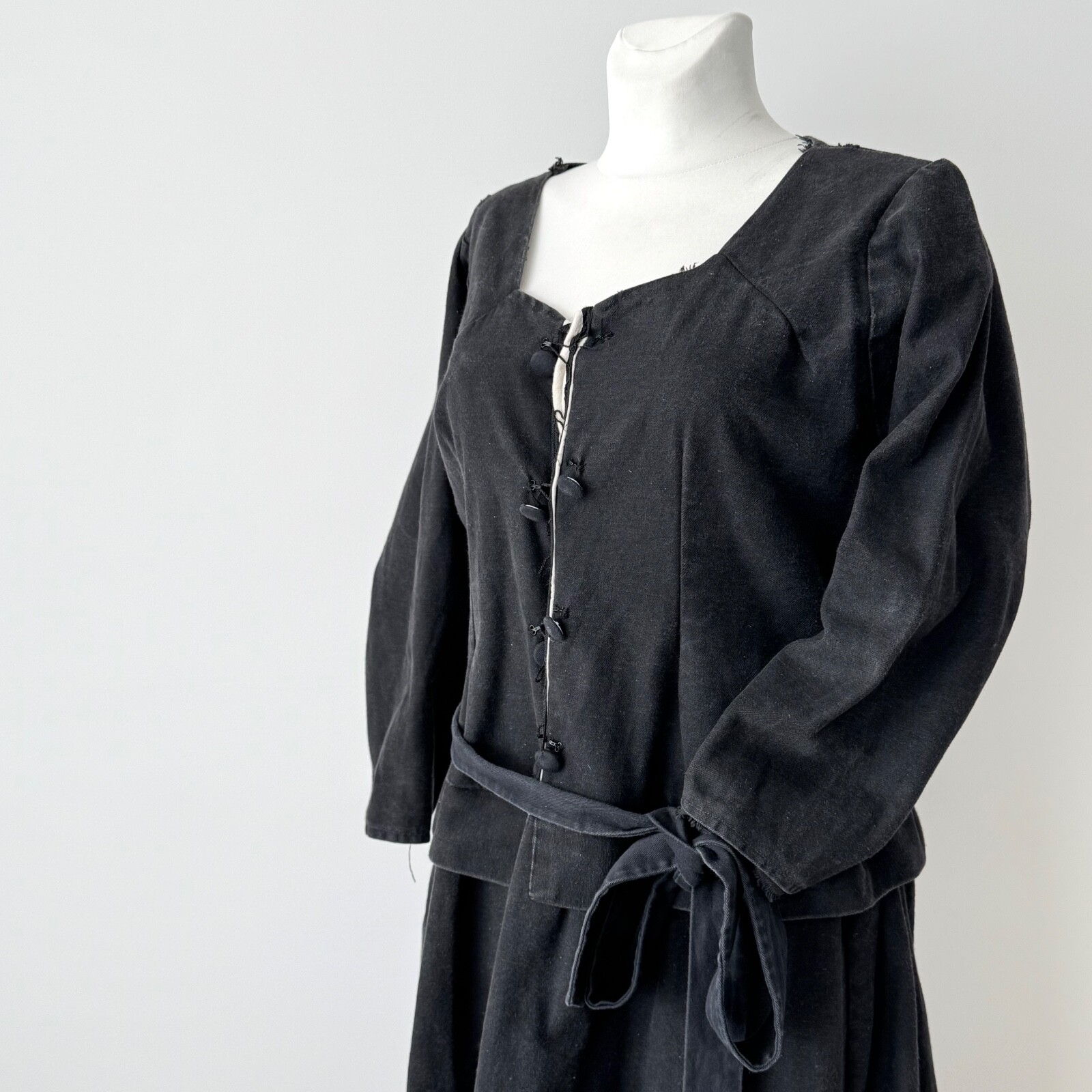 Antique 1900s European Work Women’s Black Cotton Maids Dress