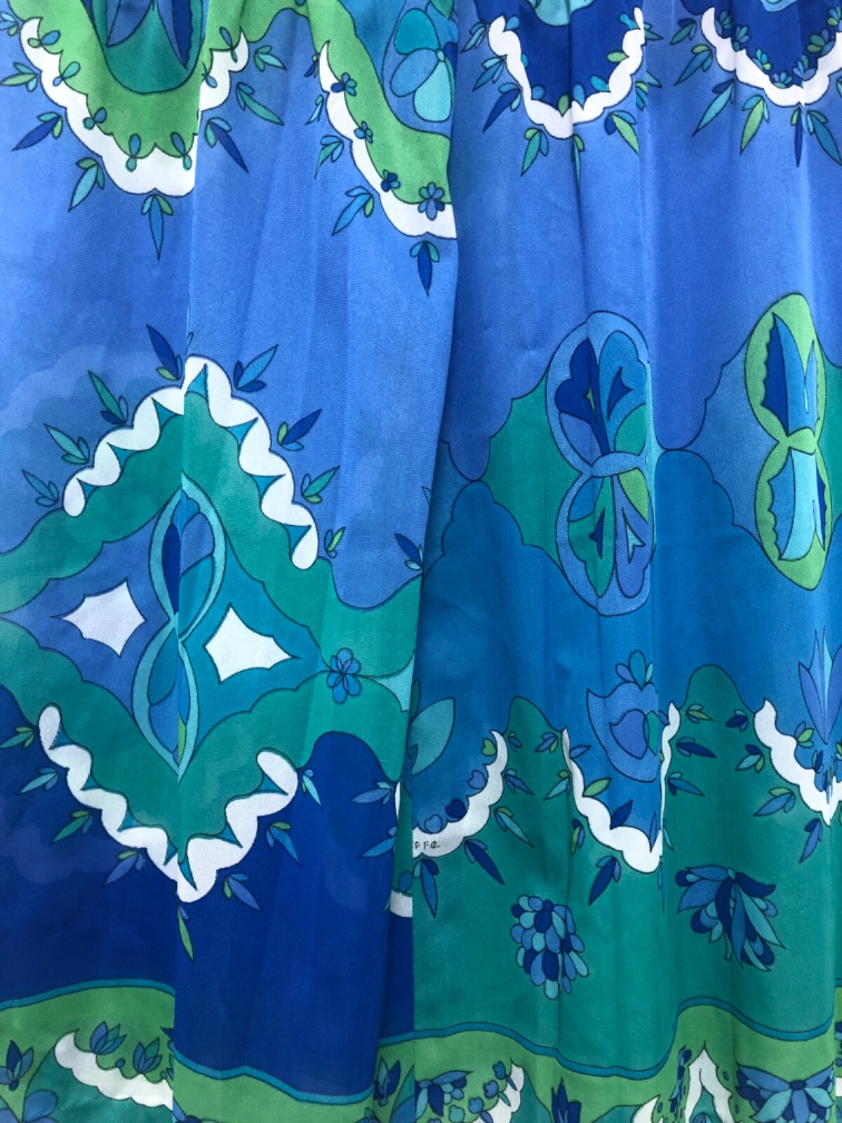 Vintage Emilio Pucci Formfit Rogers Mod Geometric Nylon Half Slip Skirt – Petite