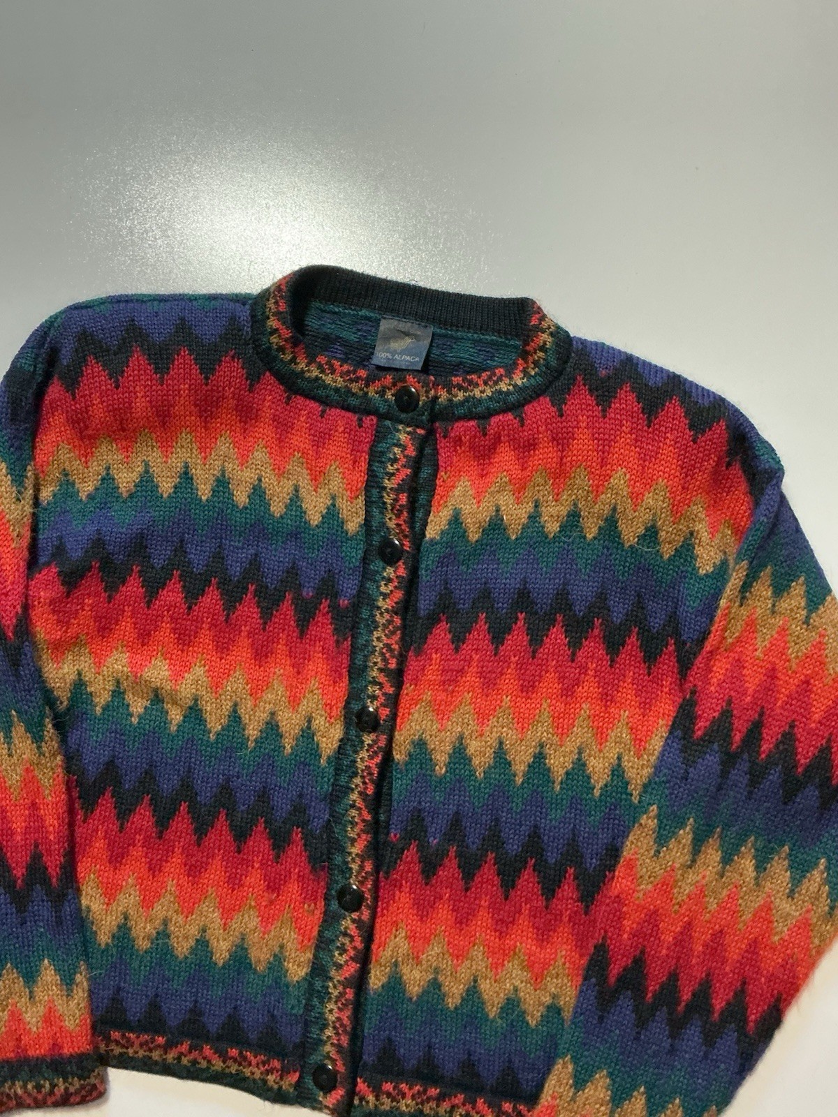 Vintage Artesania Cusco Peruvian 100% Alpaca Knit Andes Button Cardigan Sweater