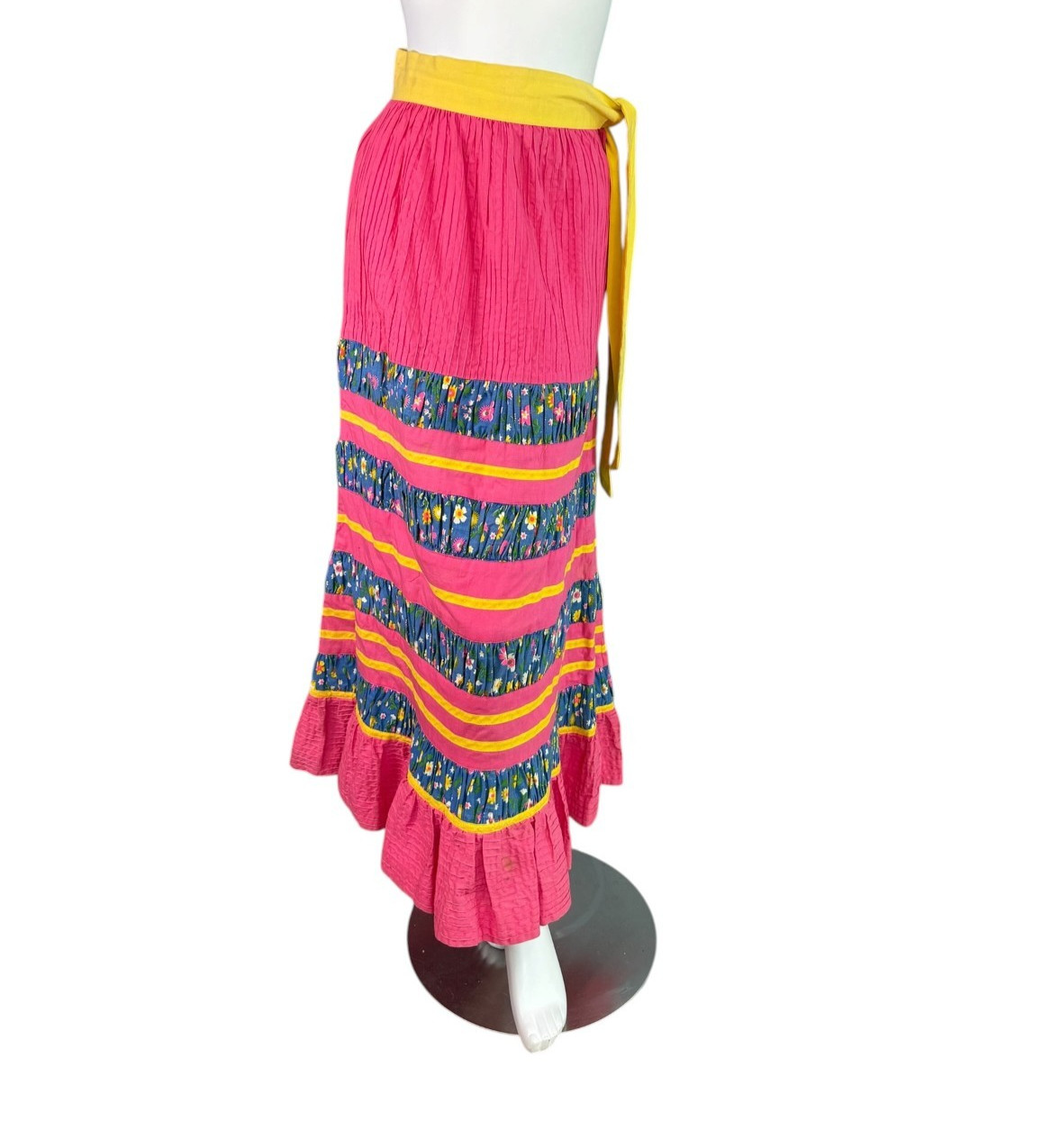 Georgia Charuhas Vintage 1970&rsquo;s Folkloric Mexican Skirt Pink & Blue Floral Sz 10