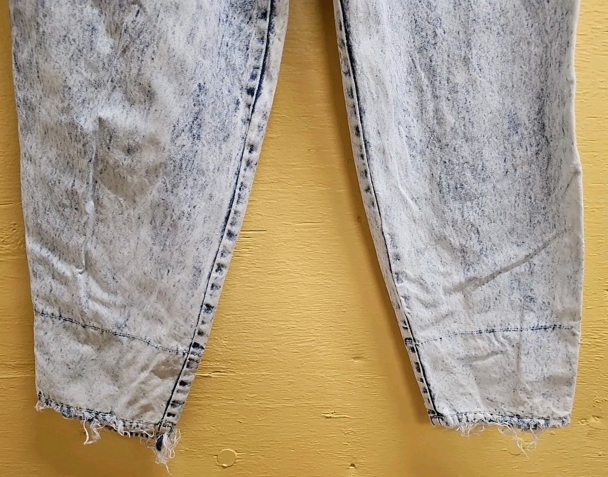 POWER – Acid Washed Tapered Paprr Bag High Waist Jeans, Womens 13/14 FUN & FUNKY