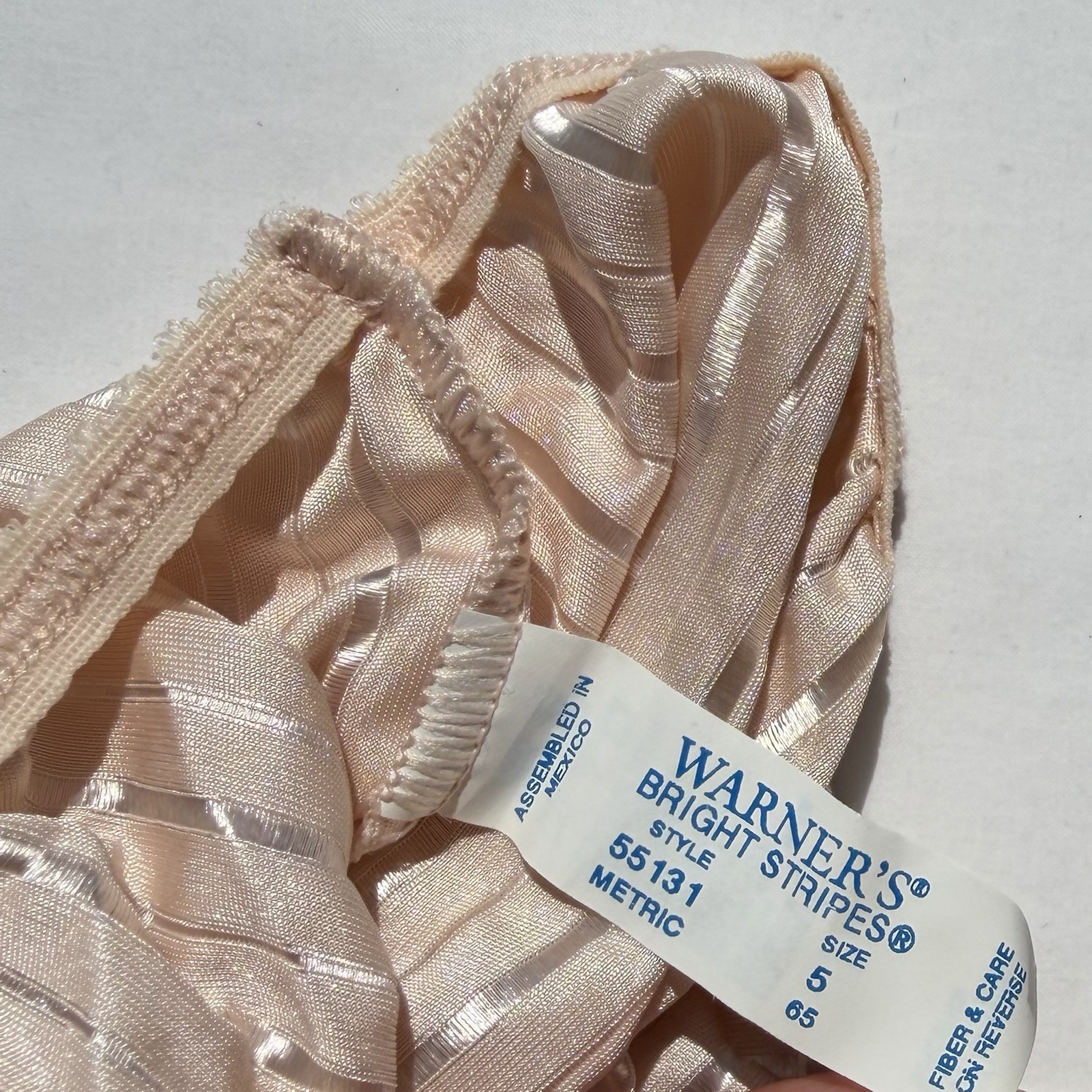 Vintage Warner’s Bright Stripes Silky Panties Womens 5 Beige Nude 55131