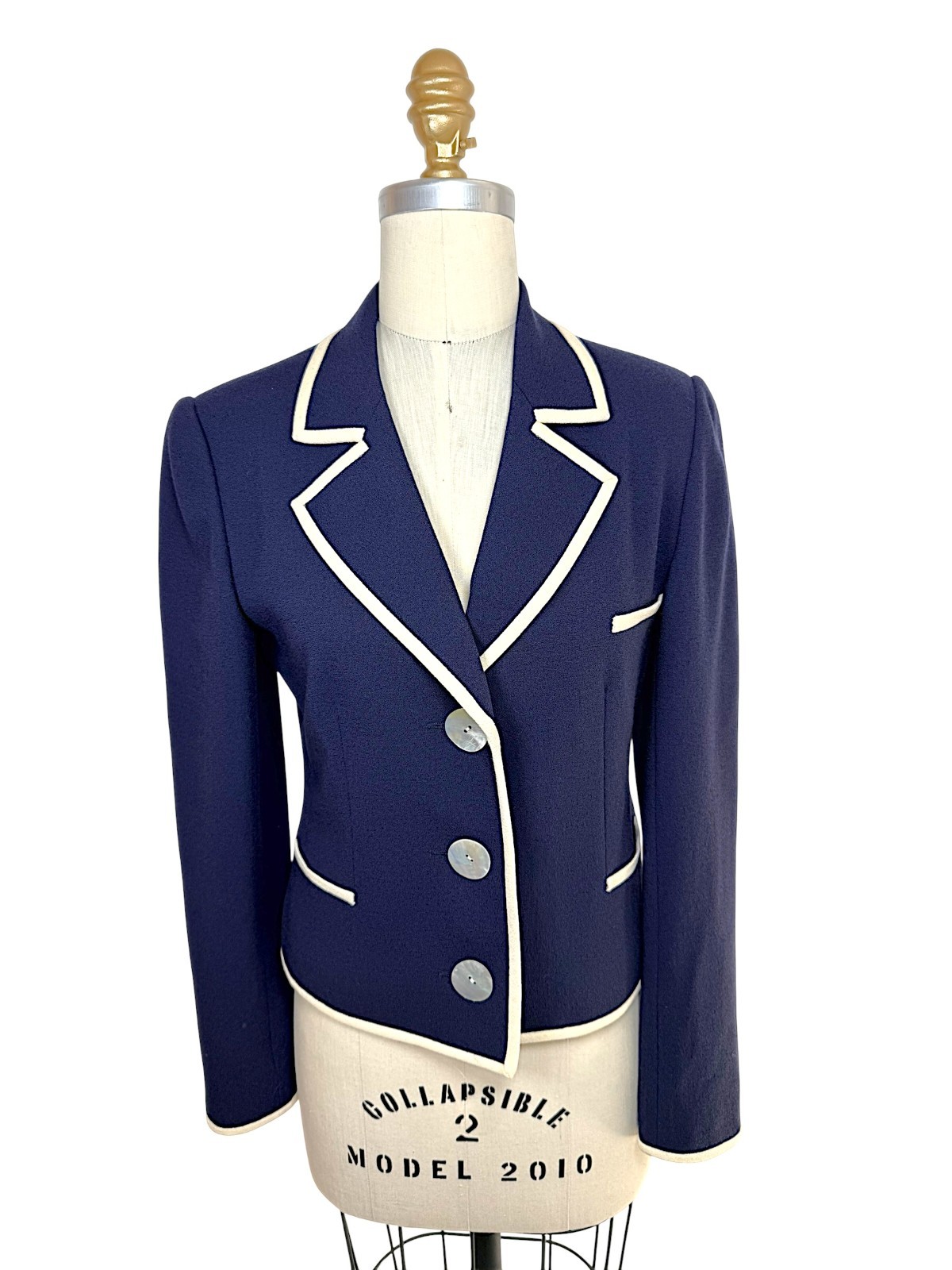Vintage Valentino Navy Ivory Contrast Trim Cropped Blazer Jacket IT 40