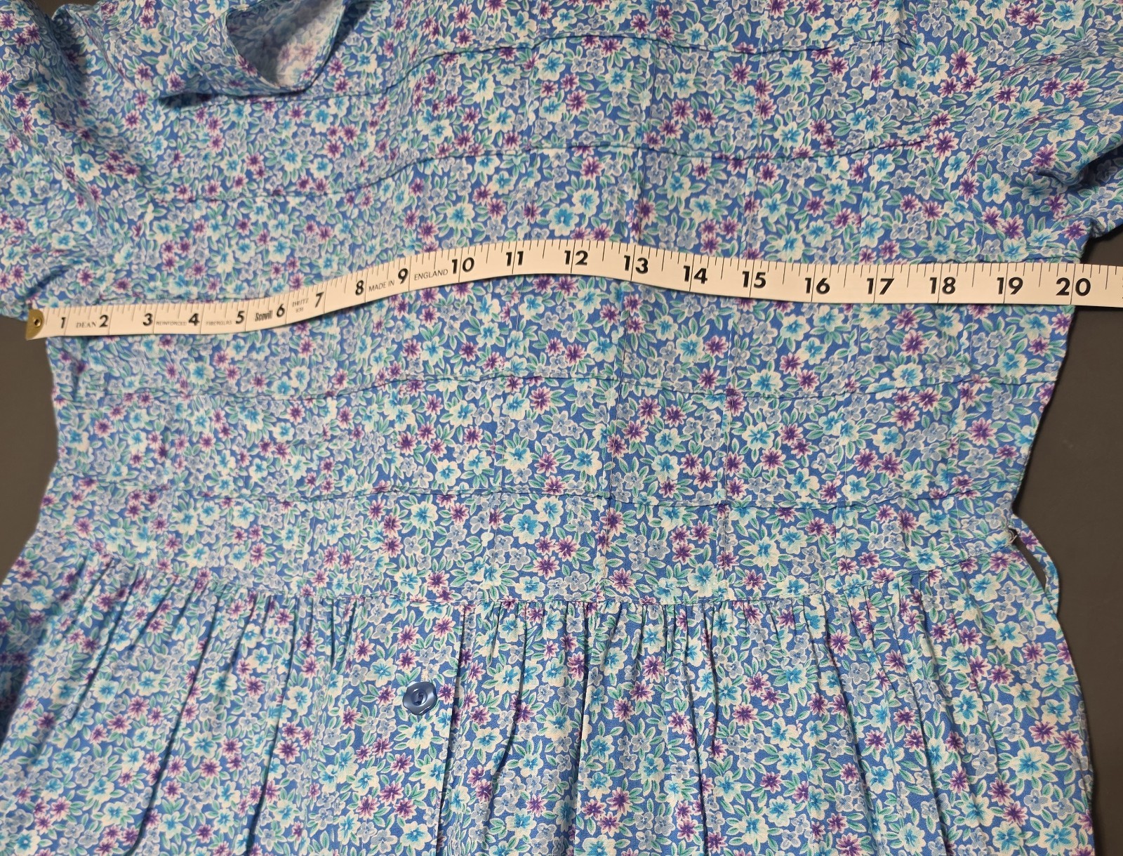 Vintage ERIKA COLLECTION Short Sleeve Cottage-Core Size Large Blue Ditsy Floral