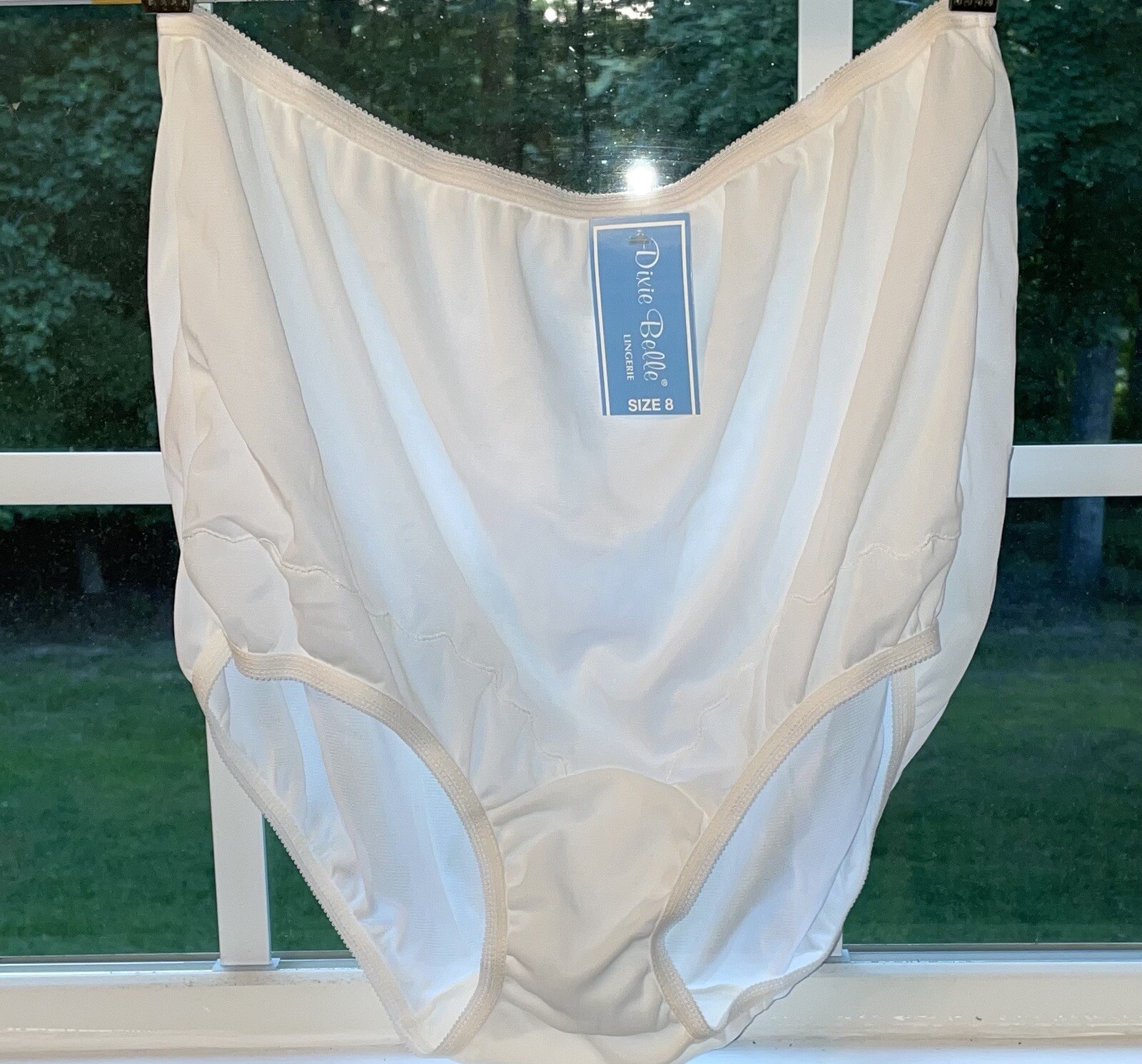 DIXIE BELLE White Mushroom Wide Gusset Nylon Granny Panties 8 Hips 41-43 NWT