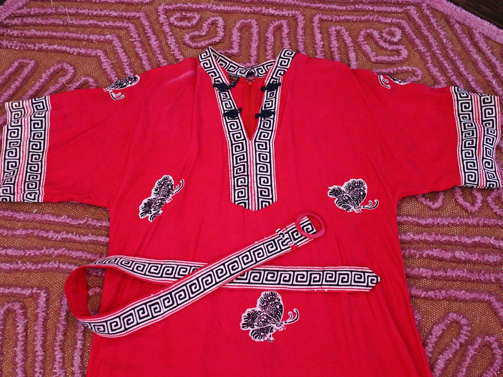 VTG Indonesian Red Batik Print Wide Sleeve Caftan Maxi Dress 1960s Frog Clasp