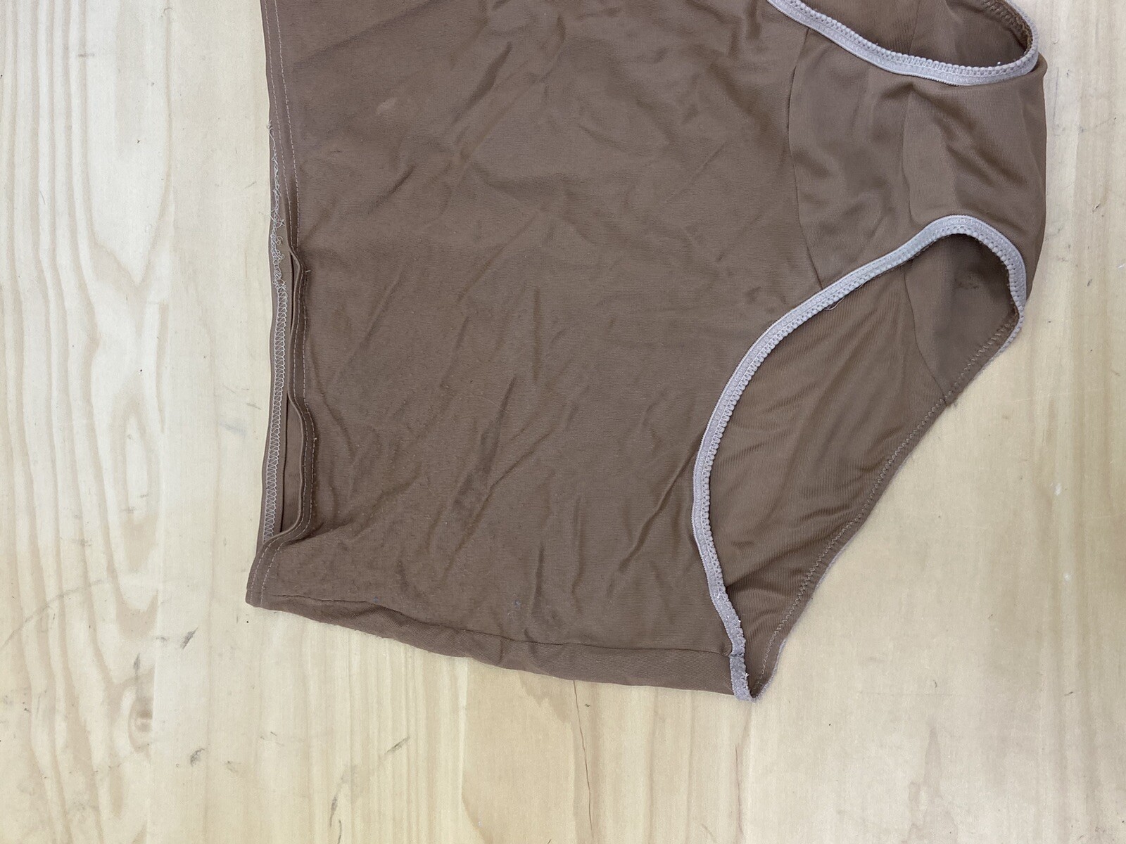 Vintage 1950&rsquo;s Hollywood Vassarette Granny Panties Brown Nylon Lace Size 6