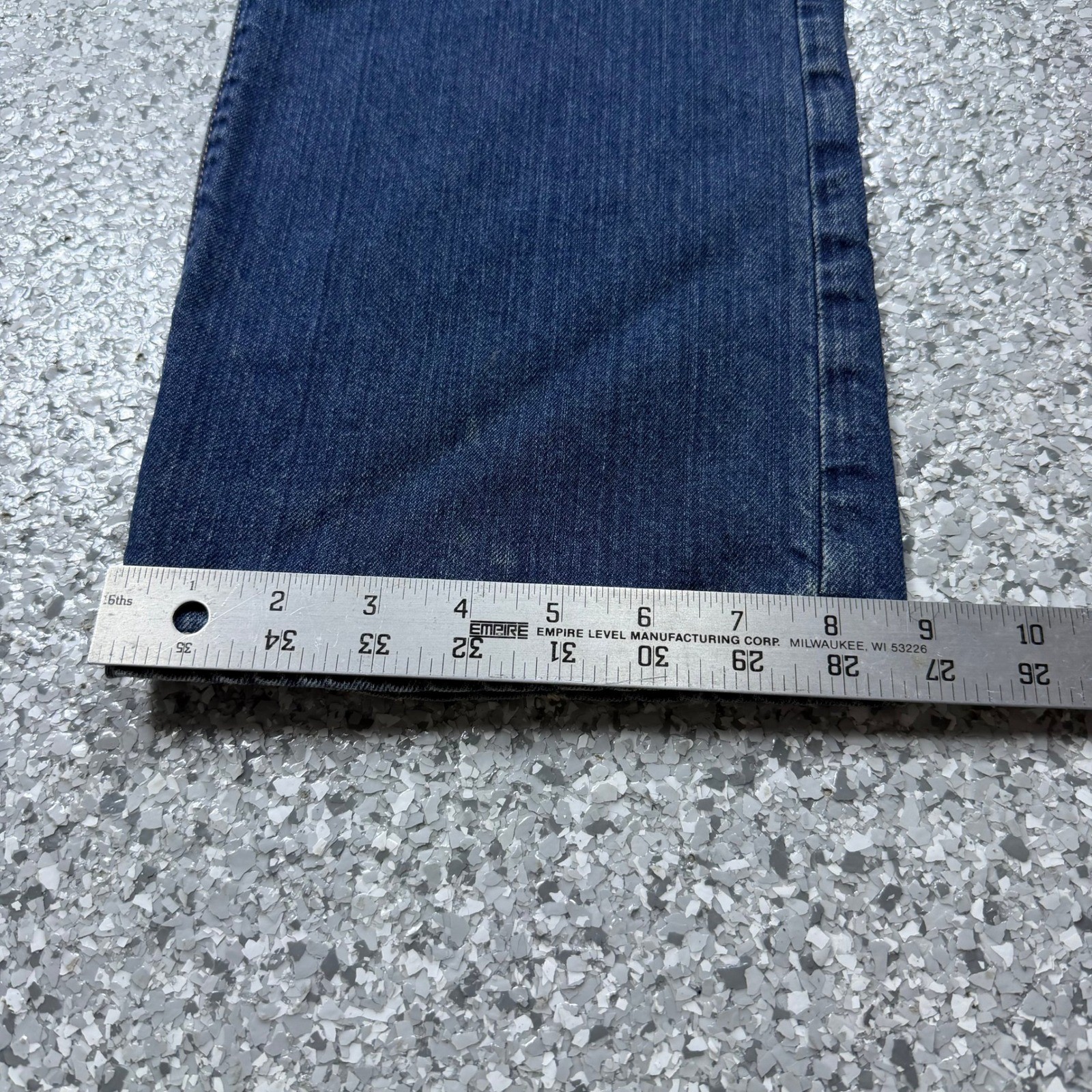 Early 2000&rsquo;s Express Boot Cut Jeans Men&rsquo;s 33×32 Blue Faded