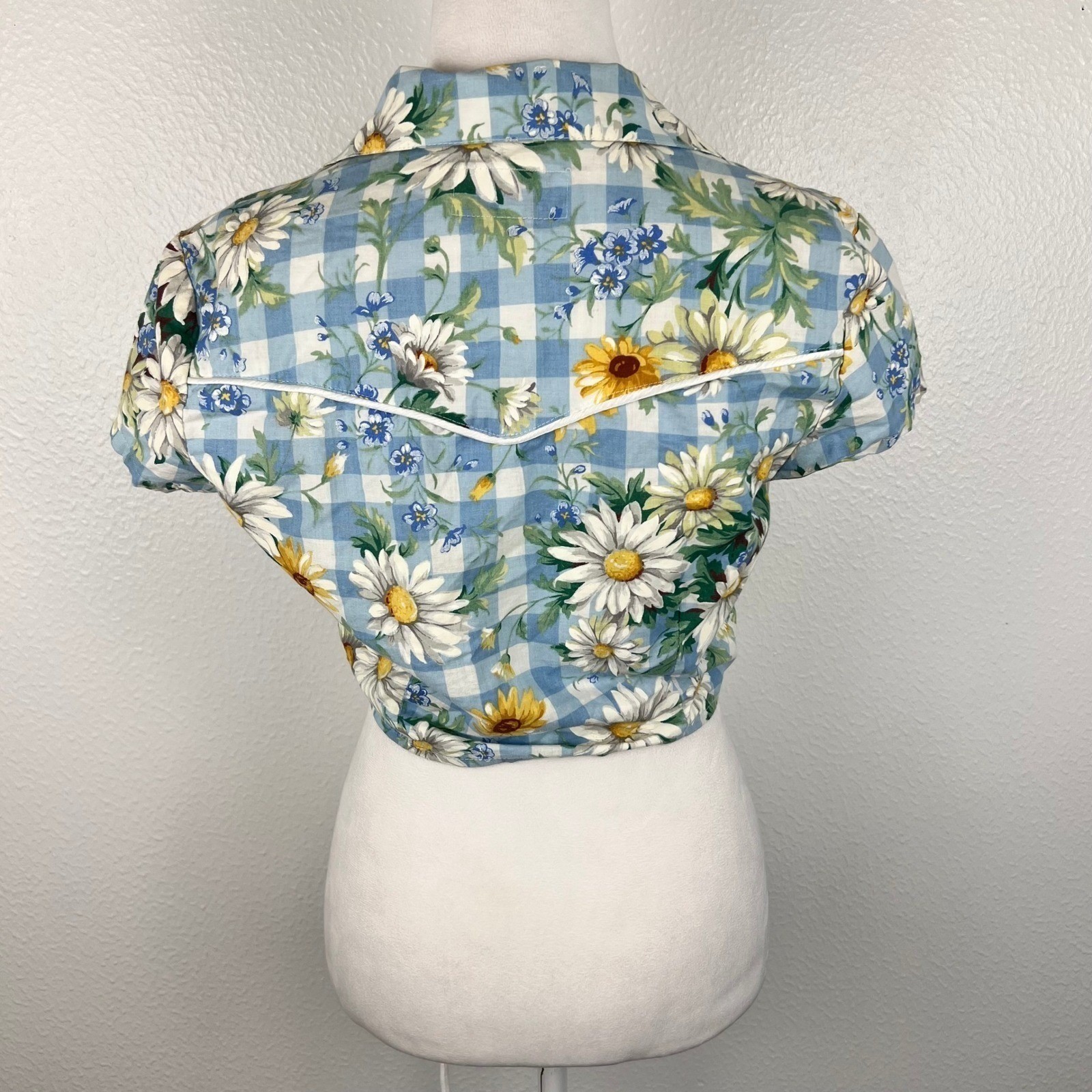 Paris Blues Vintage Western Daisy Gingham Tie Front Crop Shirt Blue White Medium