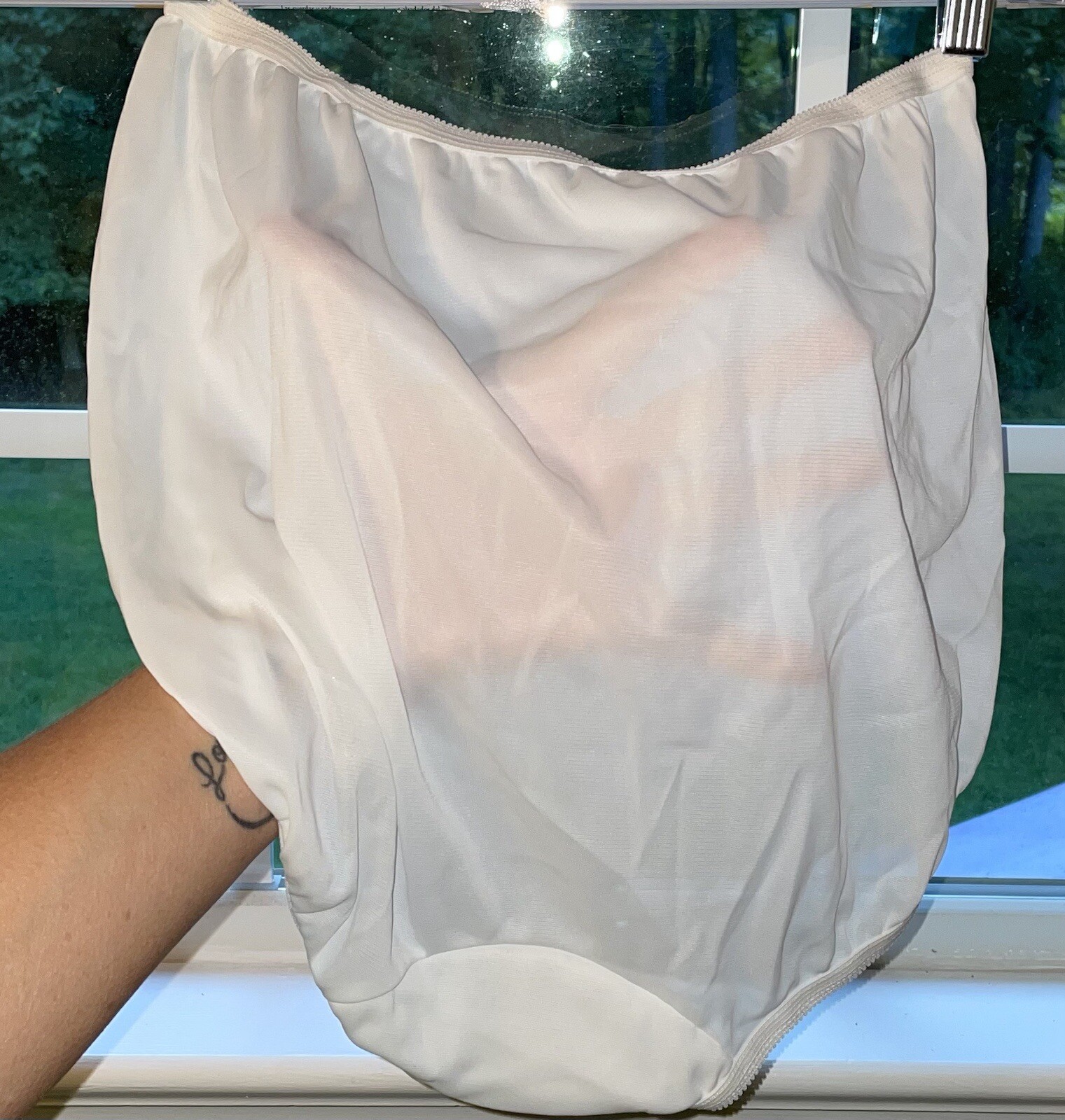 DIXIE BELLE White Mushroom Wide Gusset Nylon Granny Panties 8 Hips 41-43 NWT