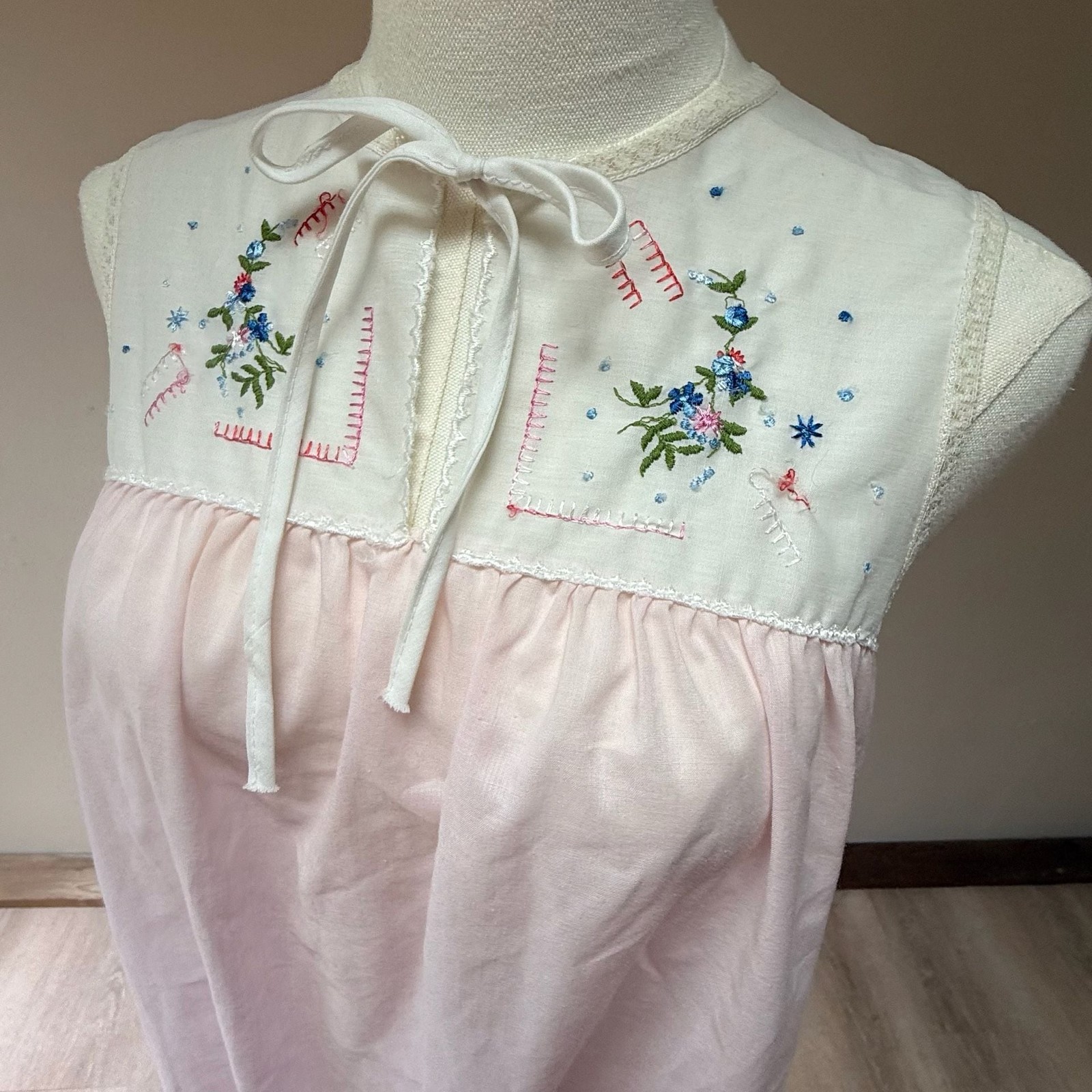 Vintage Montgomery Ward Pink Floral Embroidered Sleeveless Nightgown