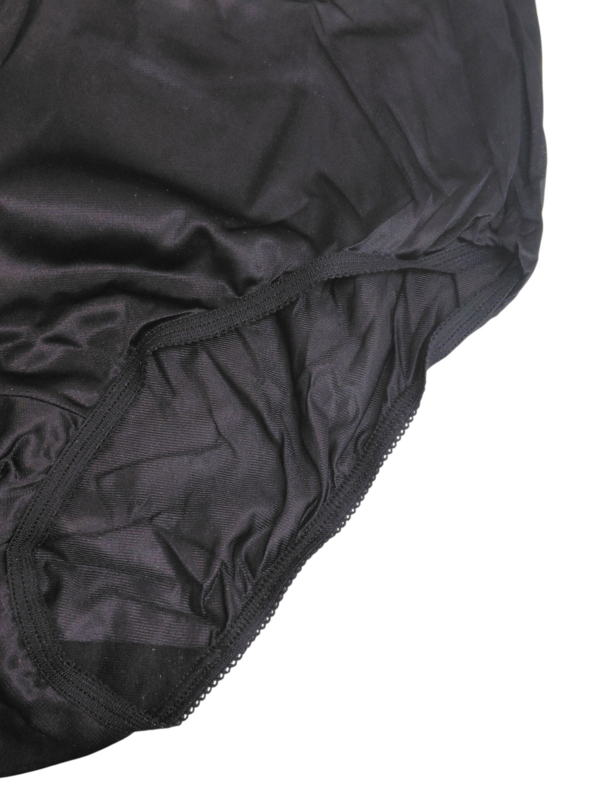 Vintage Mid Black Vanity Fair Brief Size 6/M No Lace