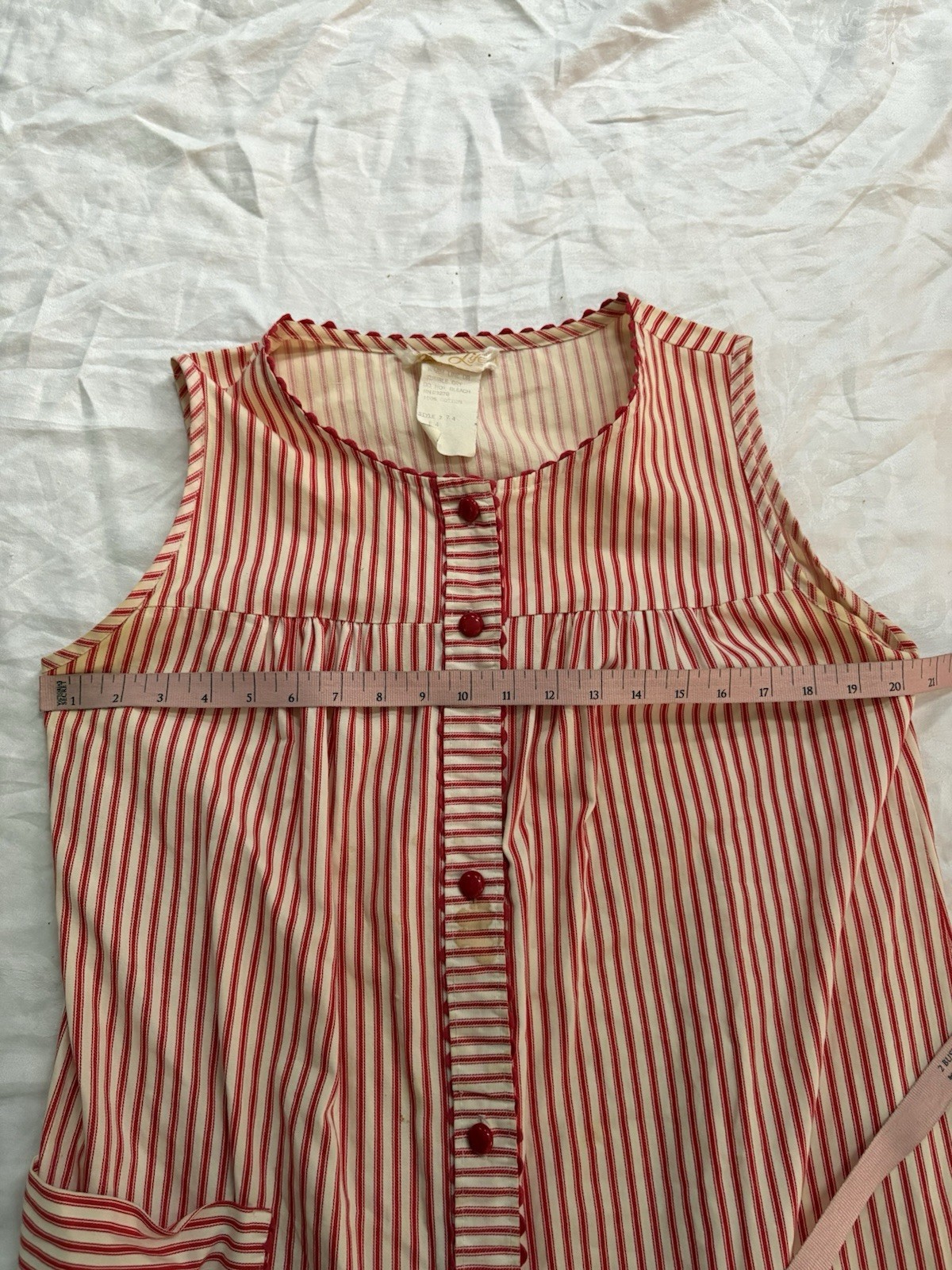 VINTAGE LEISURE LIFE House Dress Grandma Red Stripe Cute Apple Pockets Large
