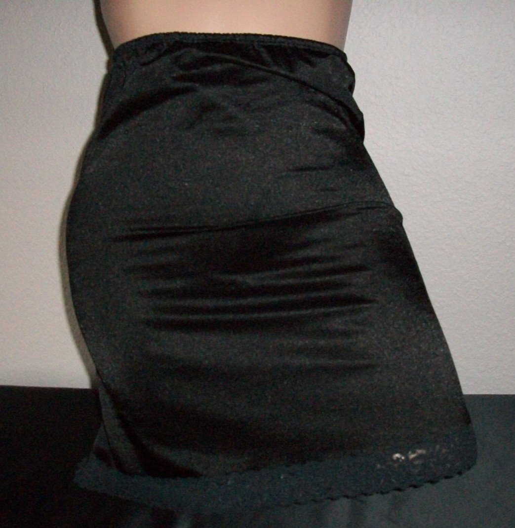 Vtg Shape Slim Short Nylon Spandex Shaper Slip L
