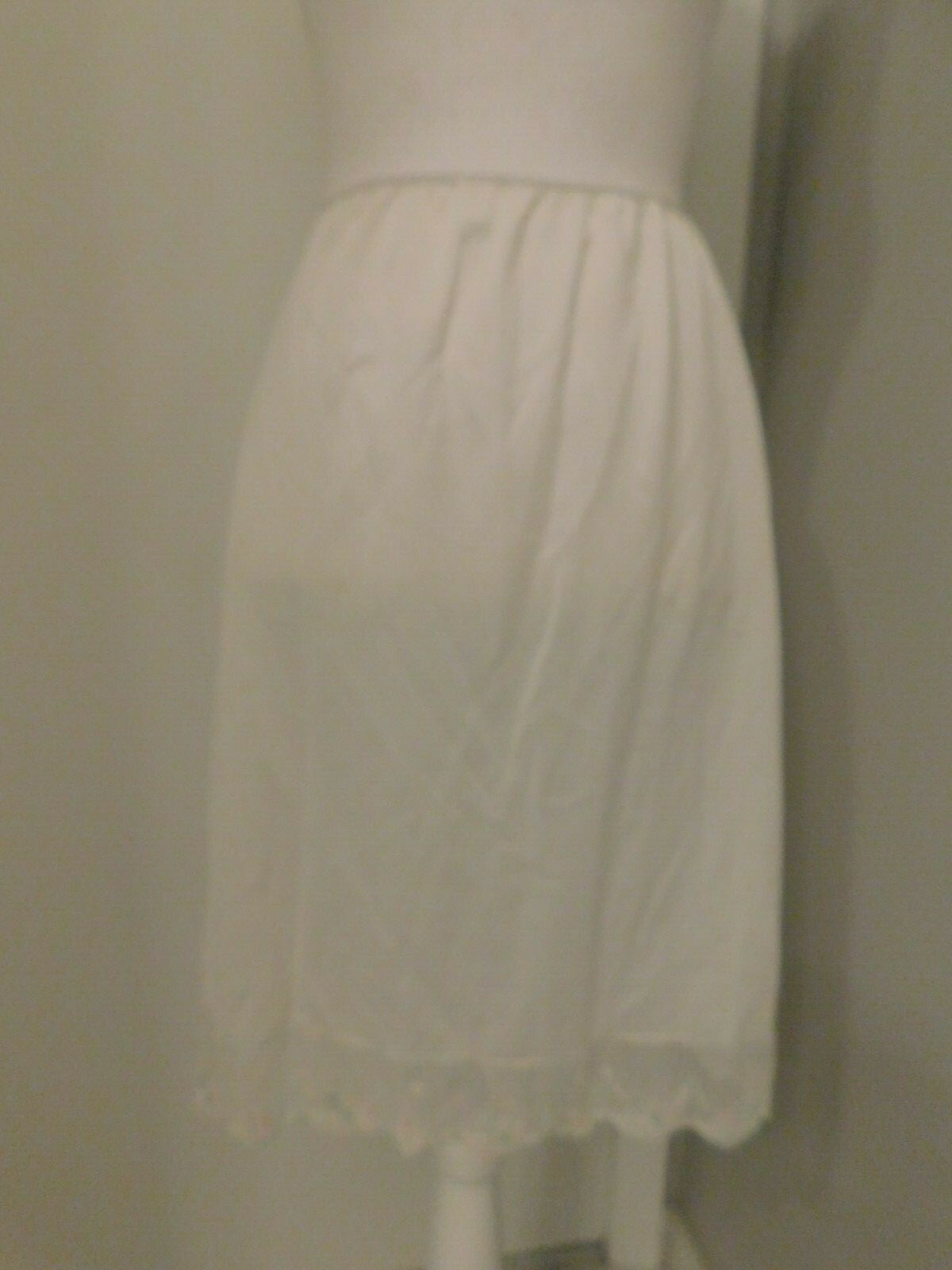 Vtg Sz Medium Michelene Ivory Green Pink Embroidered Floral Sheer Hem Half Slip
