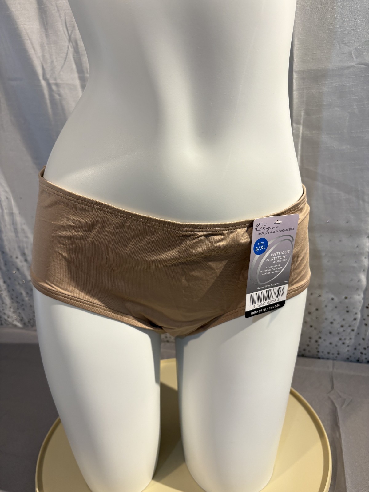 OLGA vintage 23273 NWT BEIGE Without a Stitch microfiber Hipster Brief size 8/XL