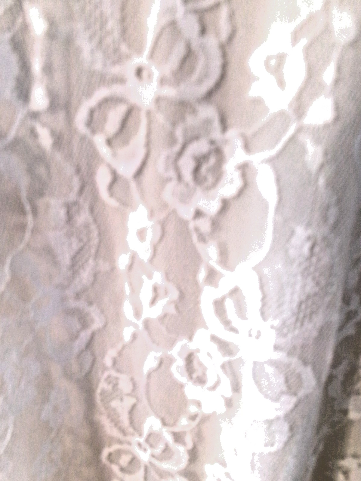 VINTAGE ODETTE BARSA GORGEOUS WHITE SATIN & CHANTILLY LACE ROBE M