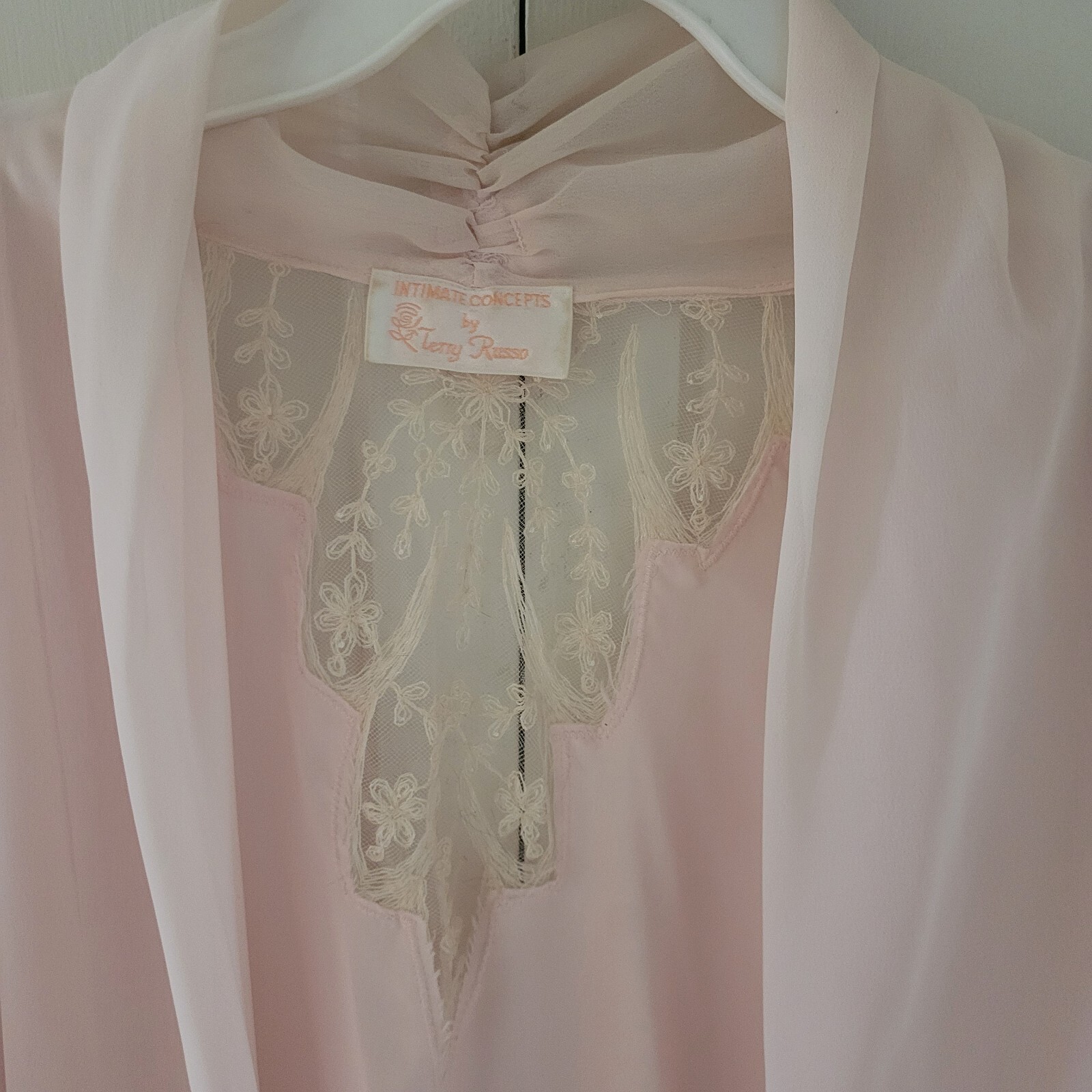 Vintage Intimate Concepts by Terry Russo Pink Satin Robe Size P/S 80’s Beading
