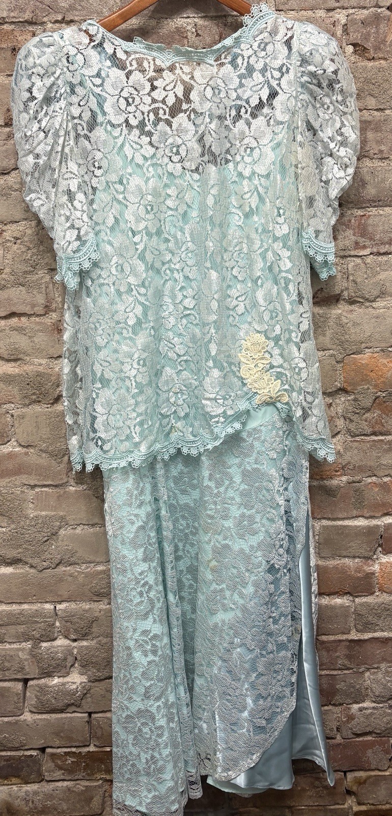 Vintage JCPenney Two Piece Aqua Taffeta & Lace Short Sleeve Formal Dress 1980s