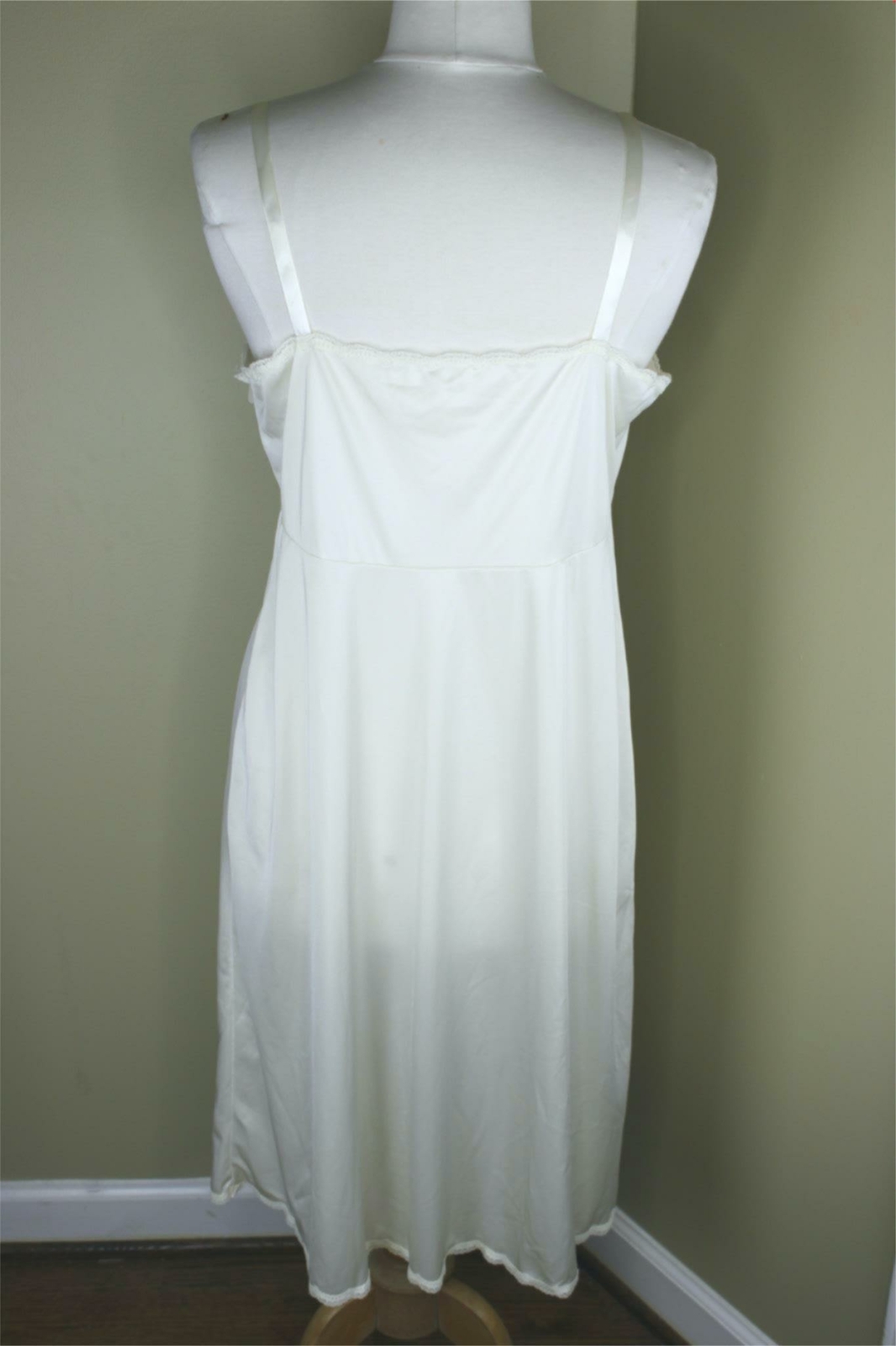 Vintage Shadowline Ivory Nylon Lace Made USA Full Size 38 26&Prime; NOS New w1
