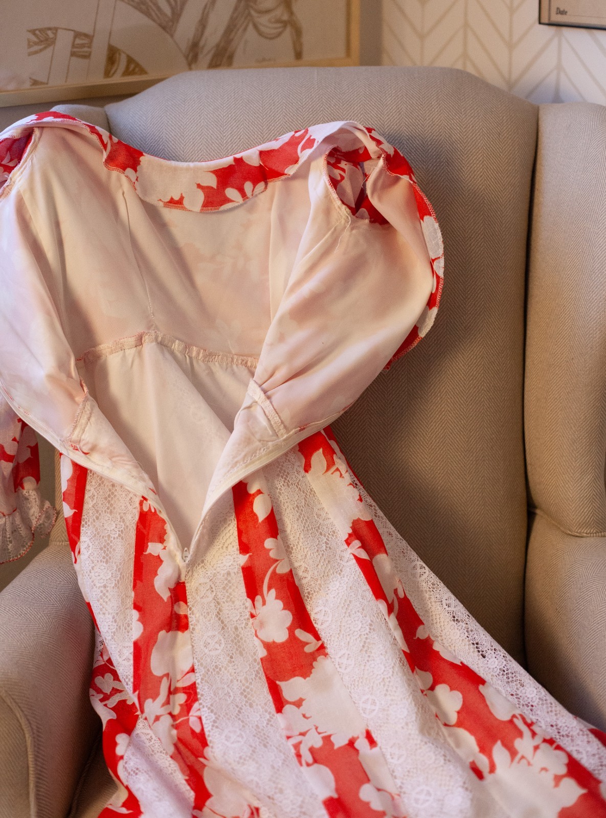 Vintage 70s Unique Full Length Red White Cotton Polyester Lace Dress