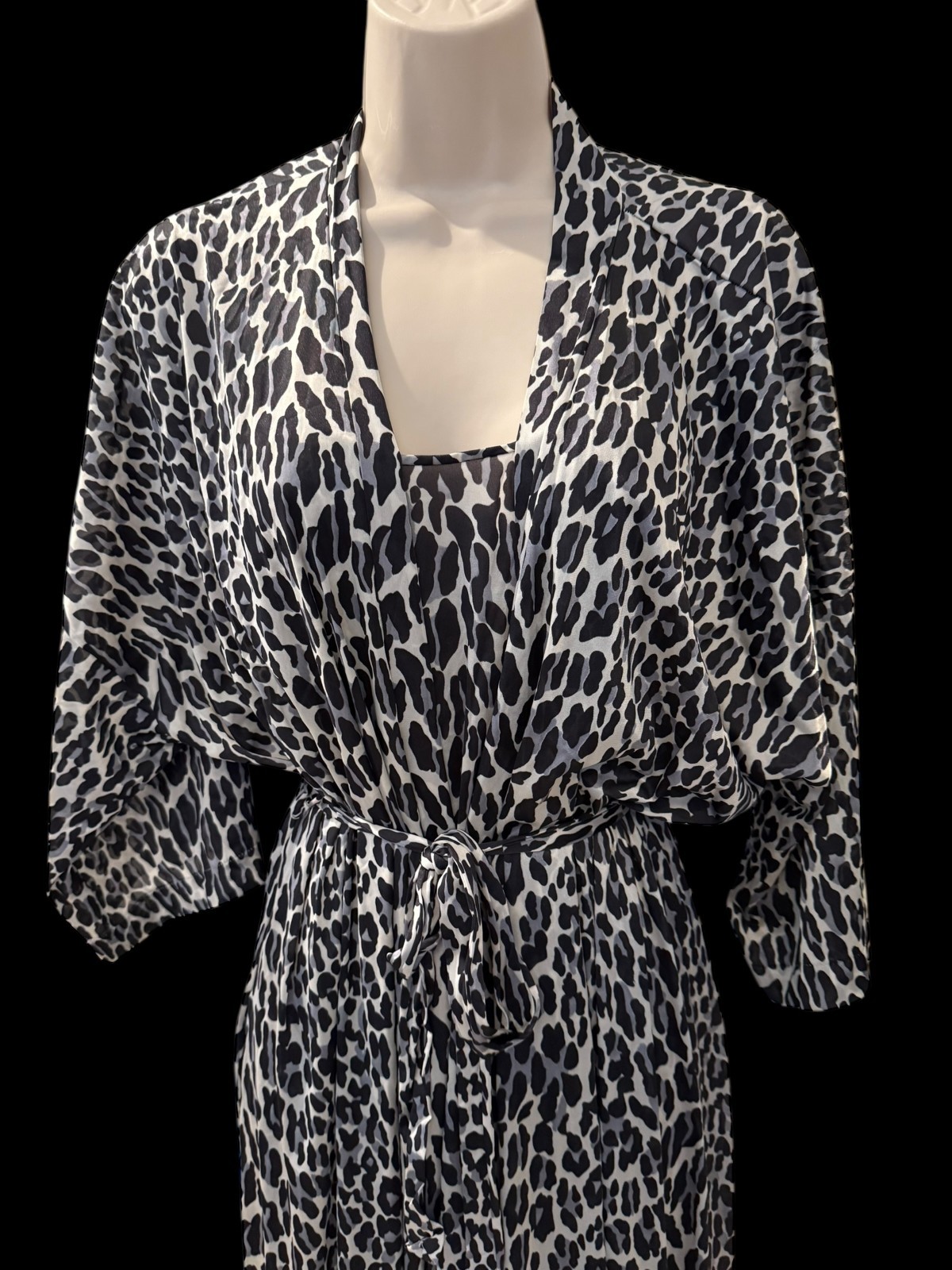 Vintage Large VANITY FAIR Leopard Wrap Peignoir Robe Lingerie Negligee Gown Set
