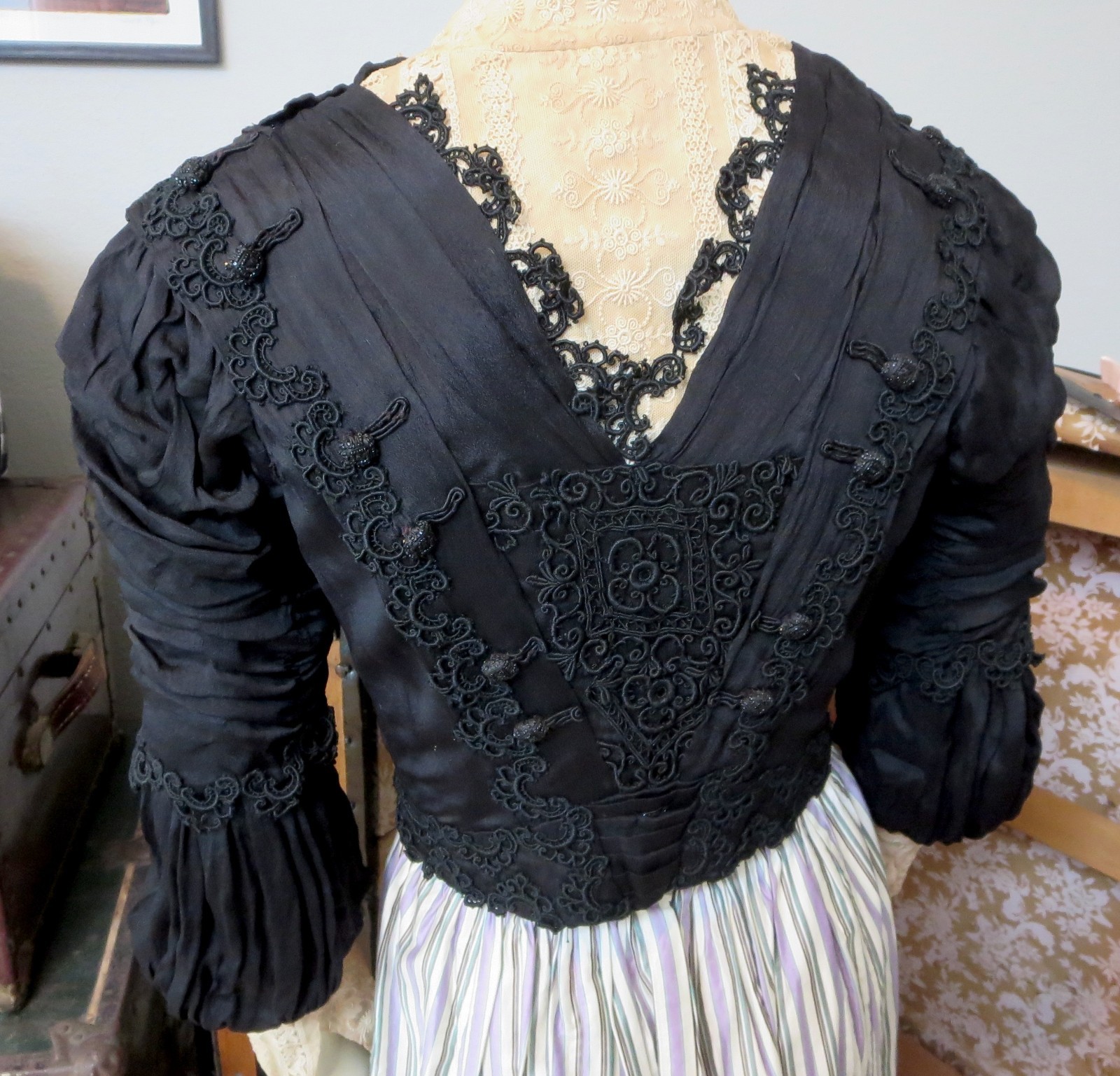 1880s Black Silk Bodice Beading Details & Lace High Neck Interior Corset 32 Bust
