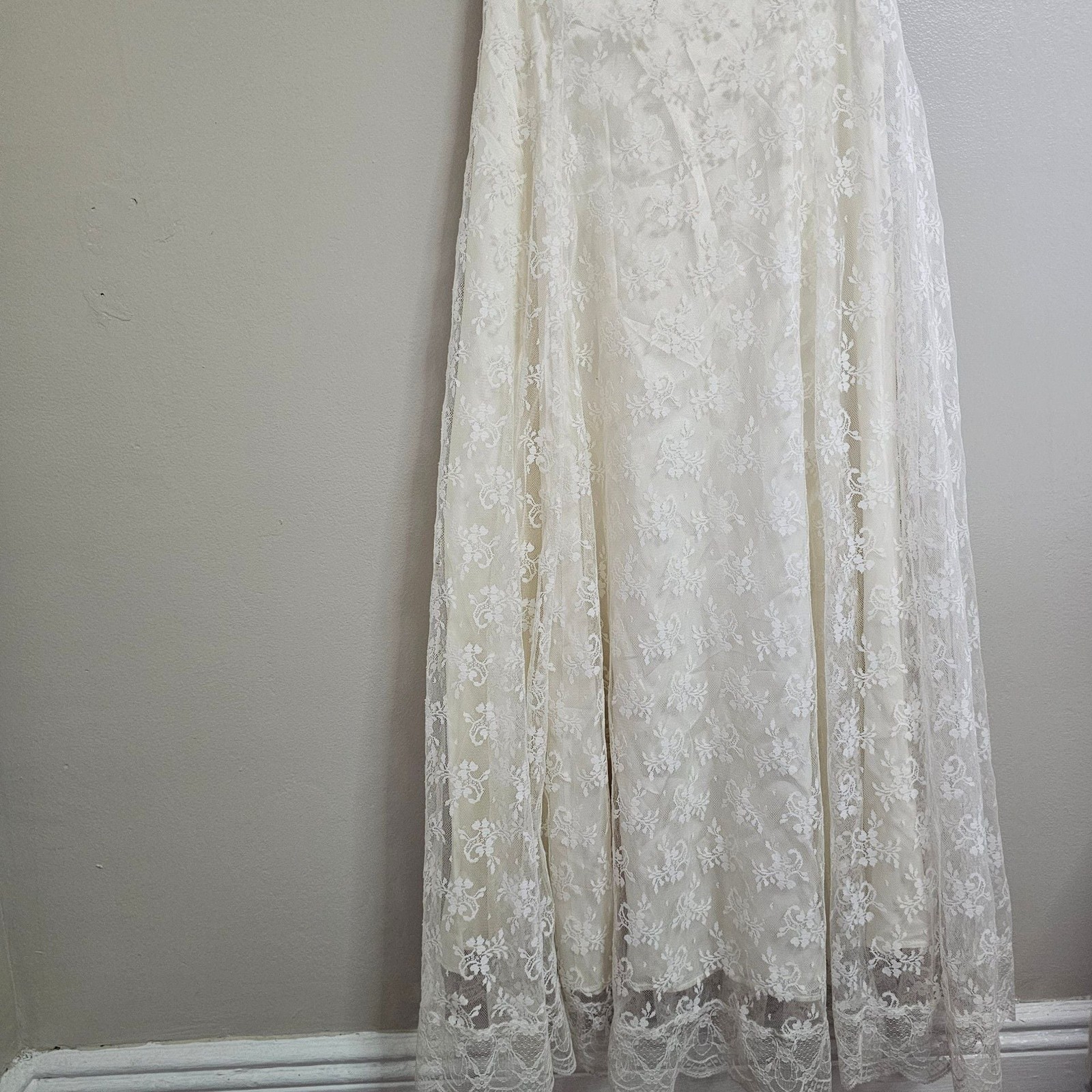 Vintage Scott McClintock Lace Off Shoulder Formal Gown Dress USA Size 10 Vintage