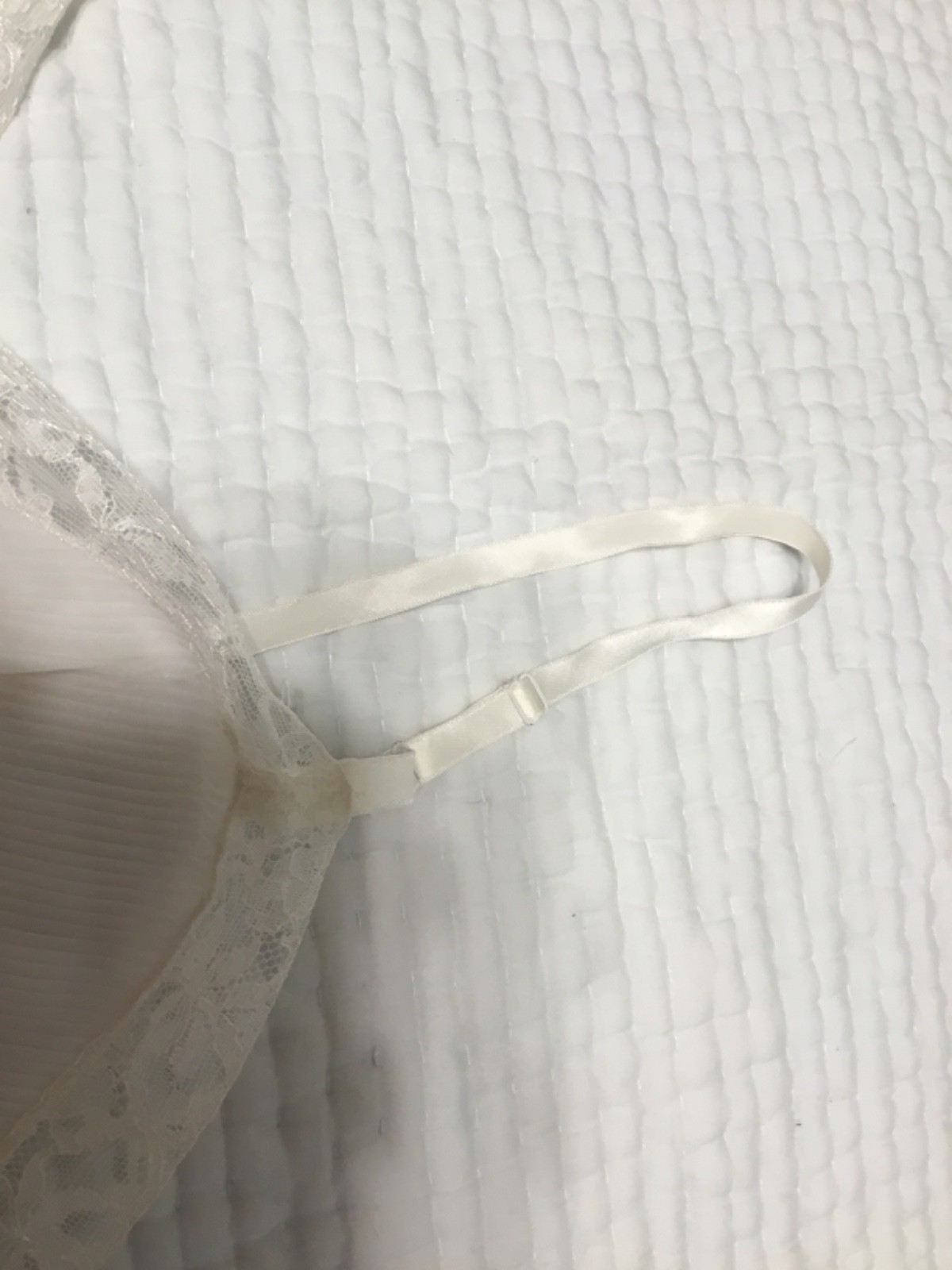 Vintage 1950&rsquo;s Nylon Full Slip Crystal Pleat Hem Bust Ivory Size 36-38