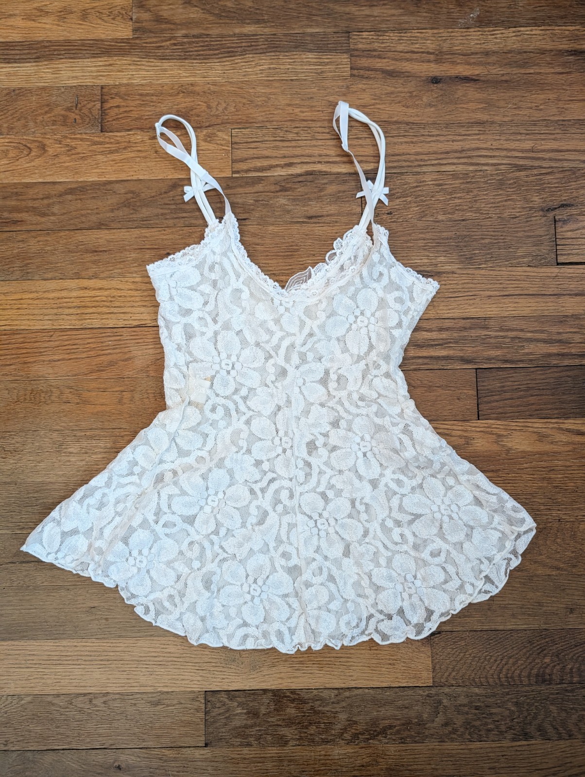 Vintage 60&rsquo;s Babydoll Camisole Lace Floral The Priscilla Collection Small Sequin
